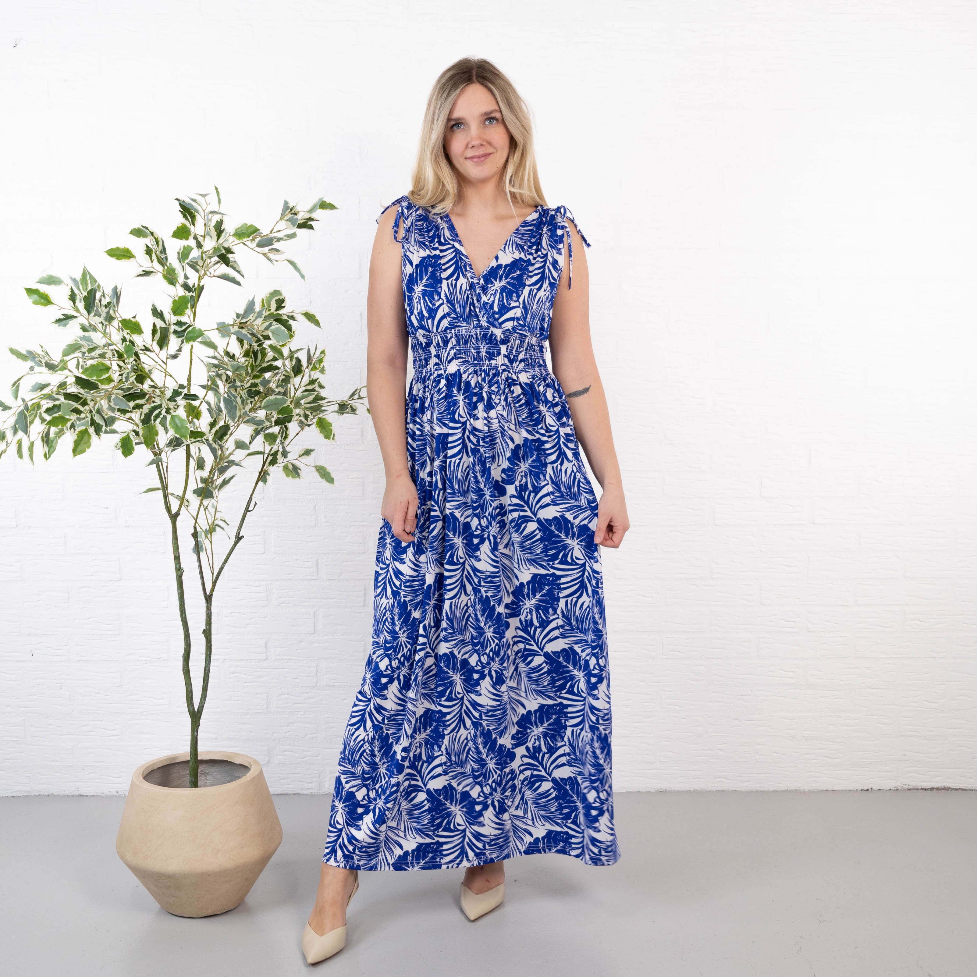 Helga kjole, Royal blue