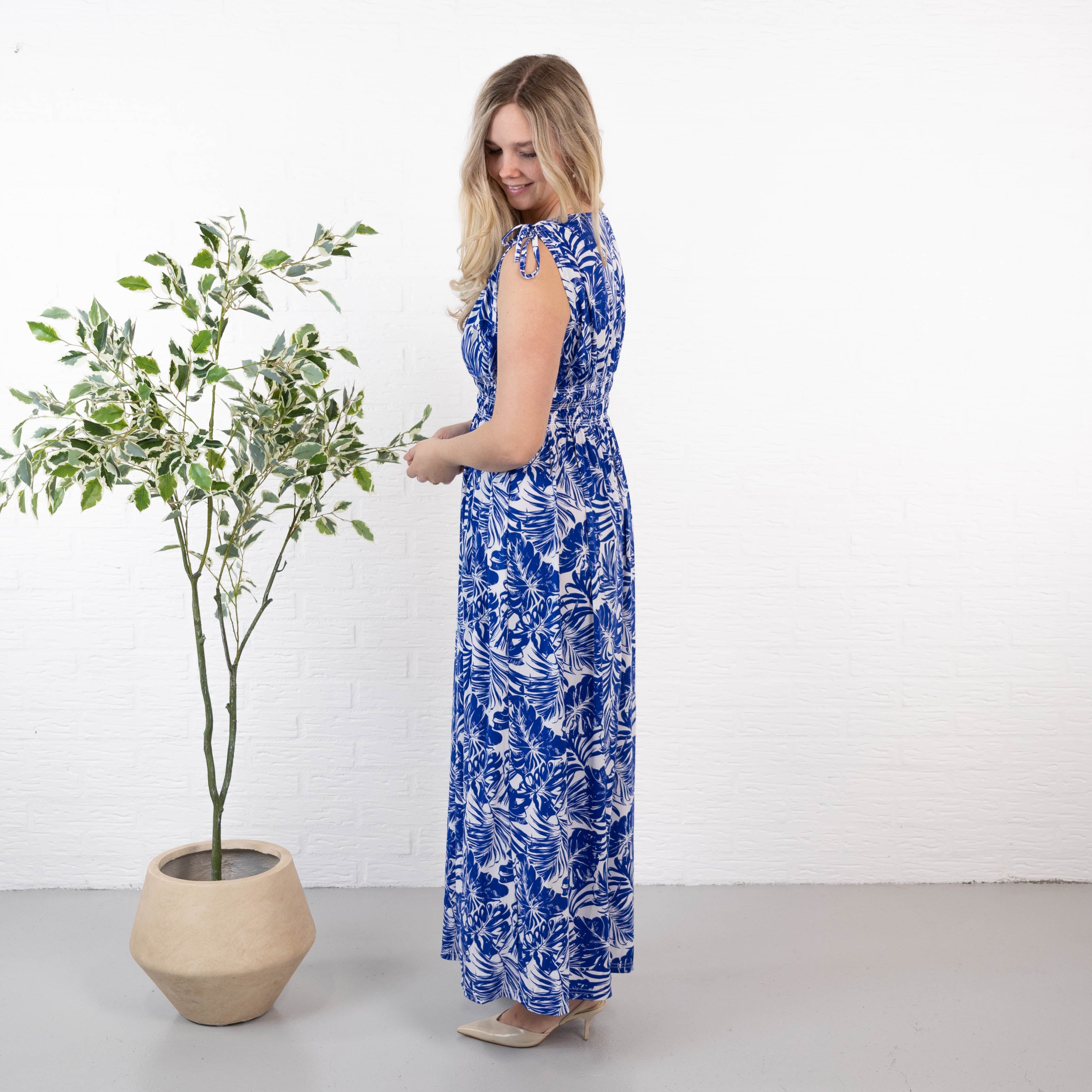 Helga kjole, Royal blue