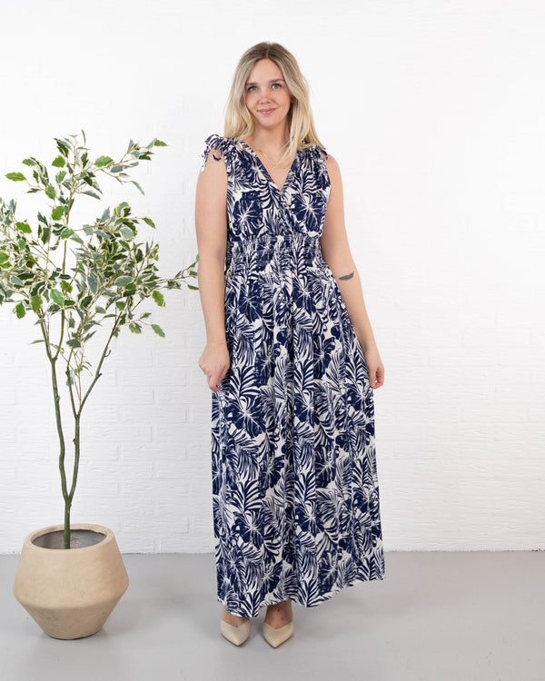 Helga kjole, Navy
