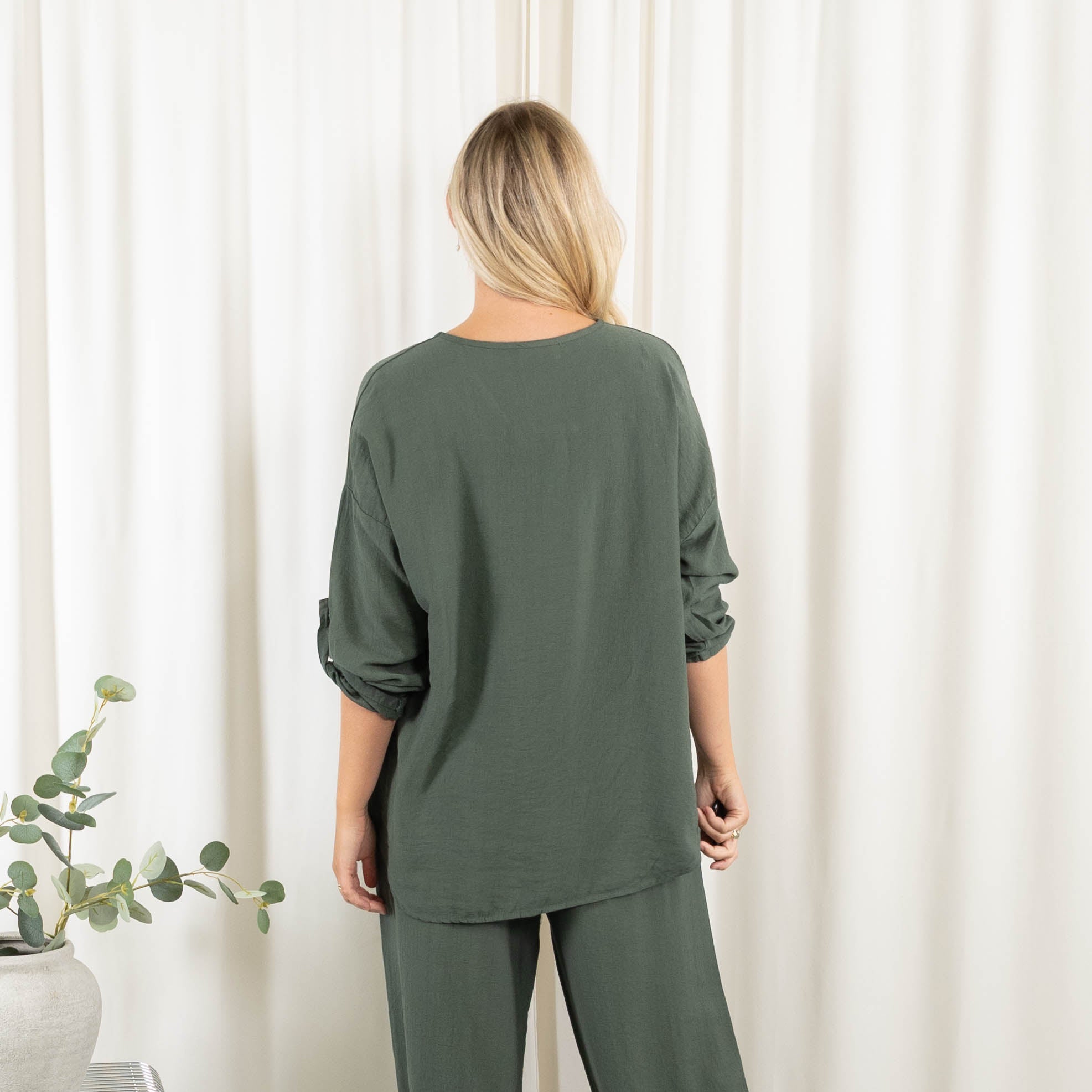 Stacy overdel, Khaki
