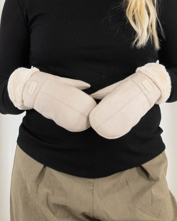 Nellie vanter, Beige