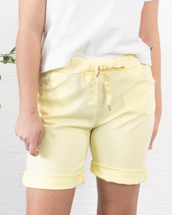 Milly shorts, Gul