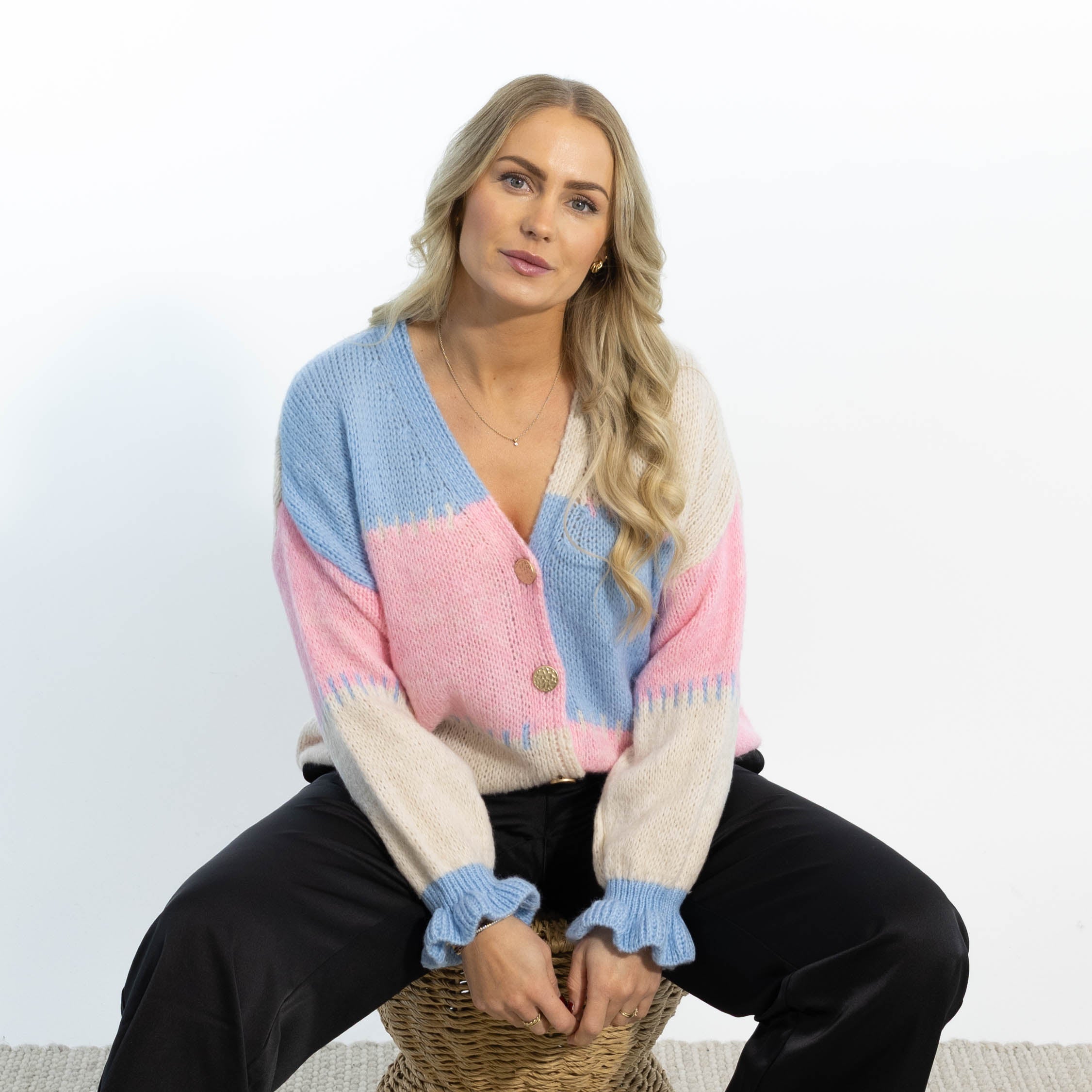 Thea Patchwork Strik, Lyseblå