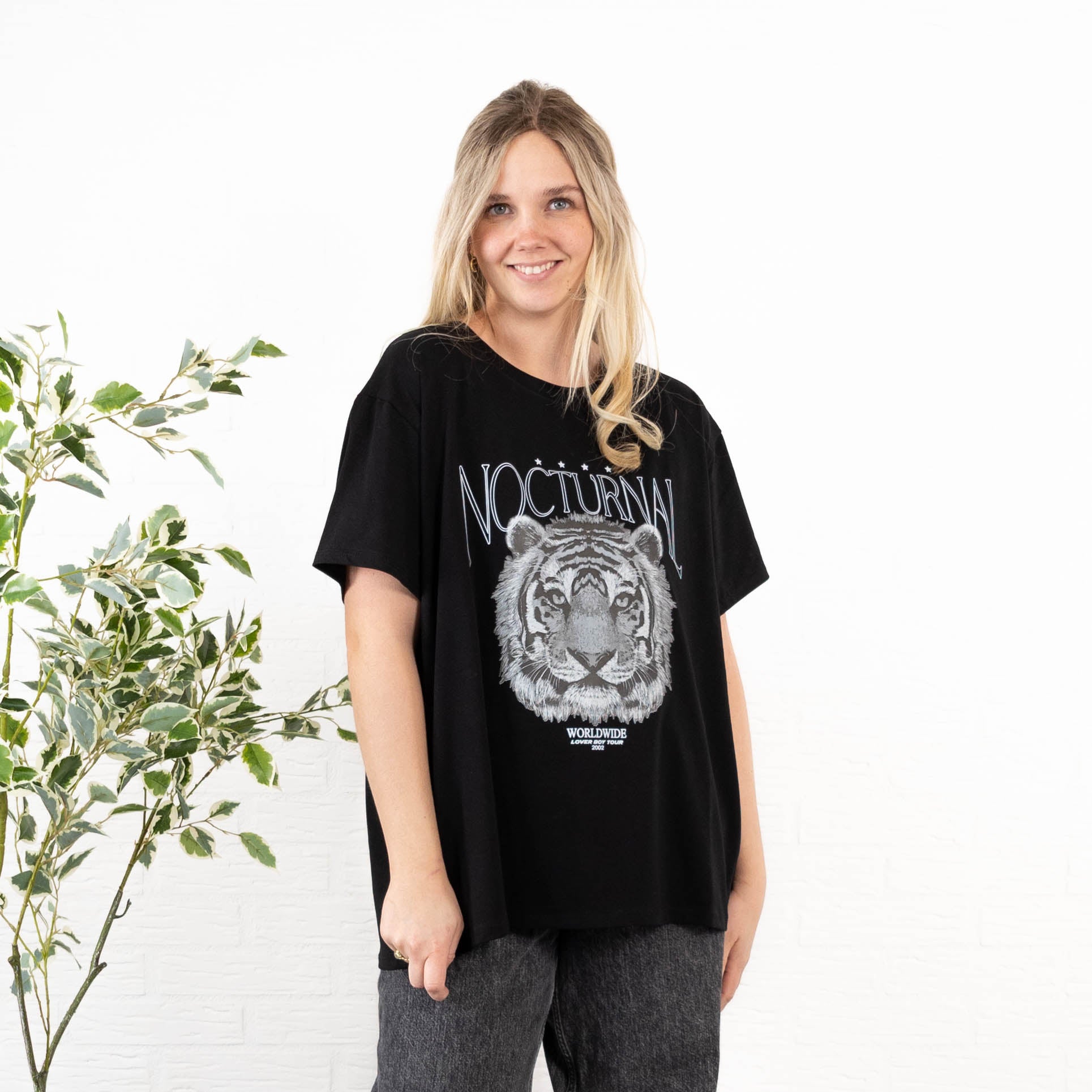 Nocturnal t-shirt, Sort