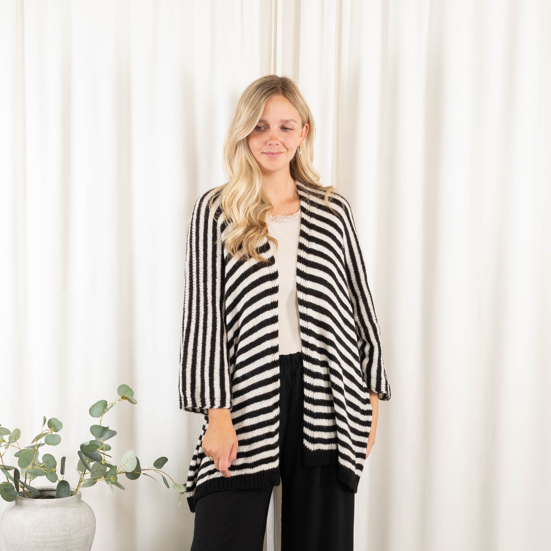 Callie cardigan, Sort