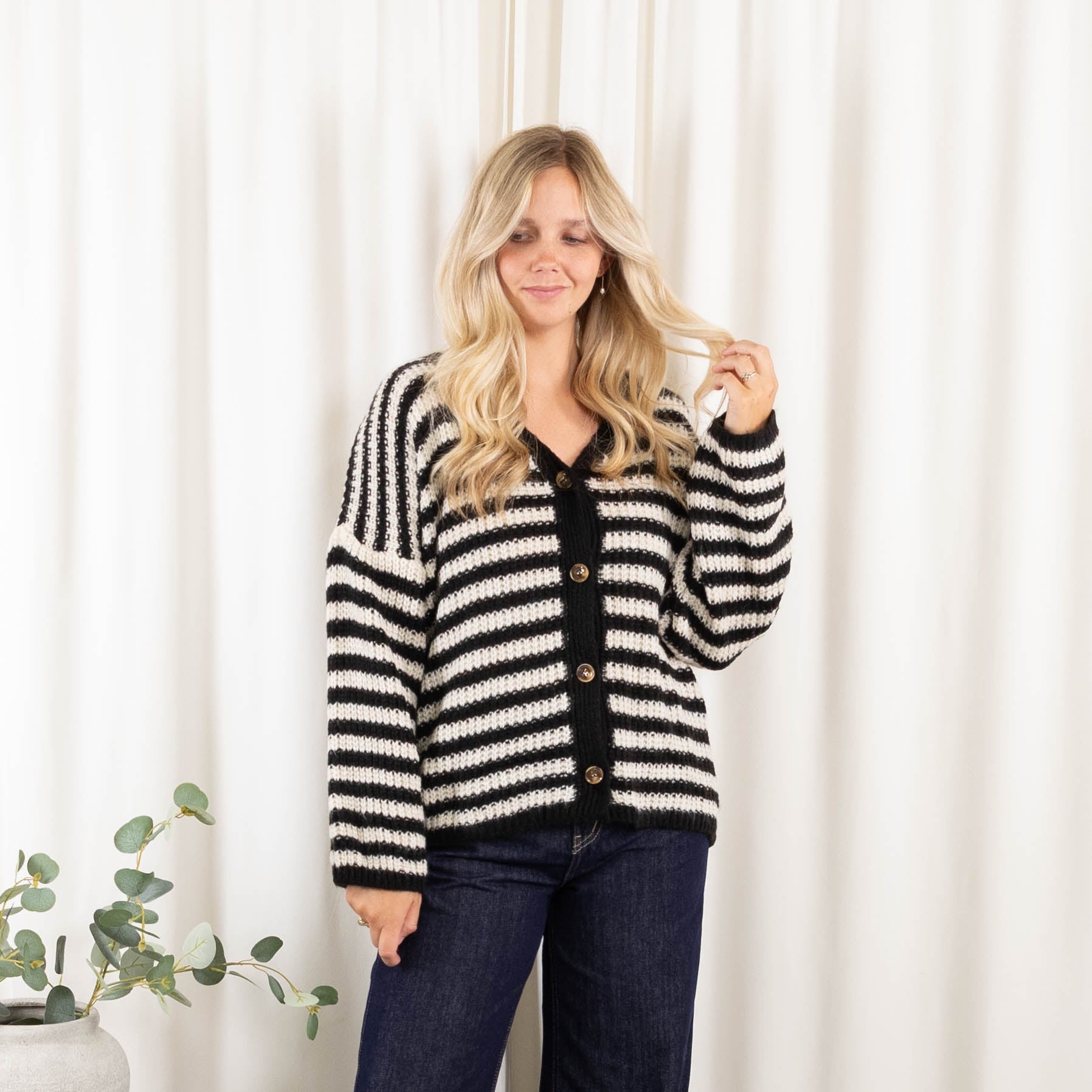 Jonna cardigan, Sort