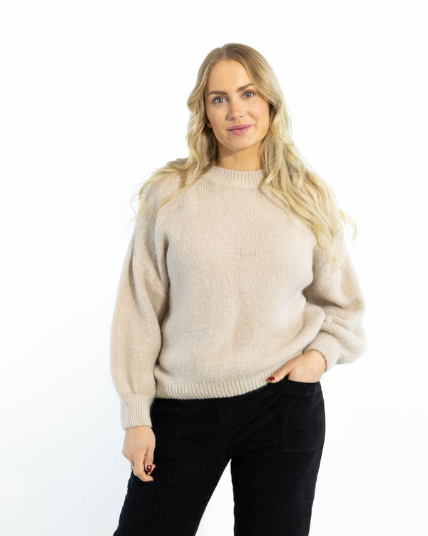 Mia strik, Beige