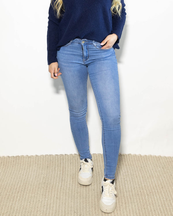 Petra push up jeans, Lysvask