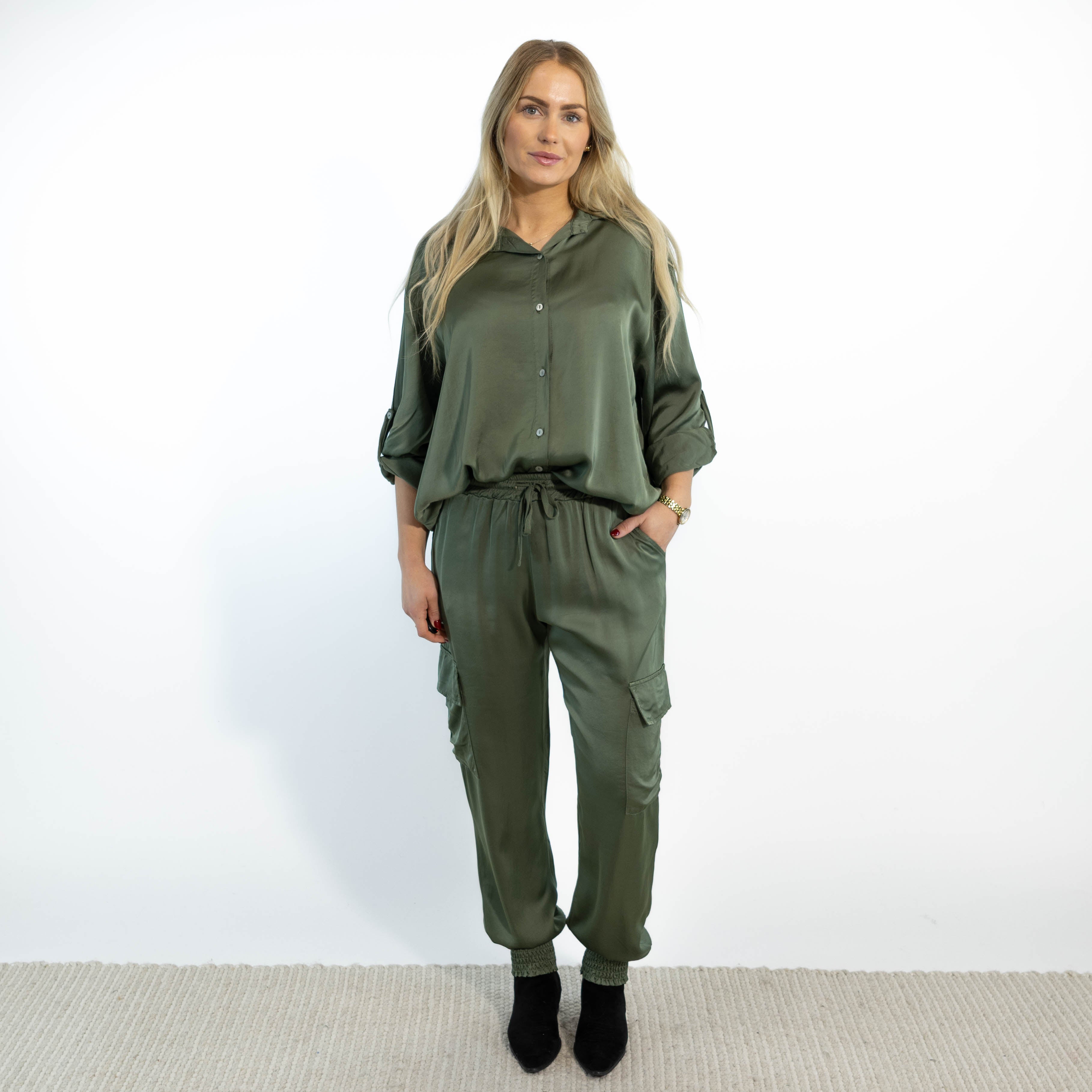 Megan combat bukser, Khaki