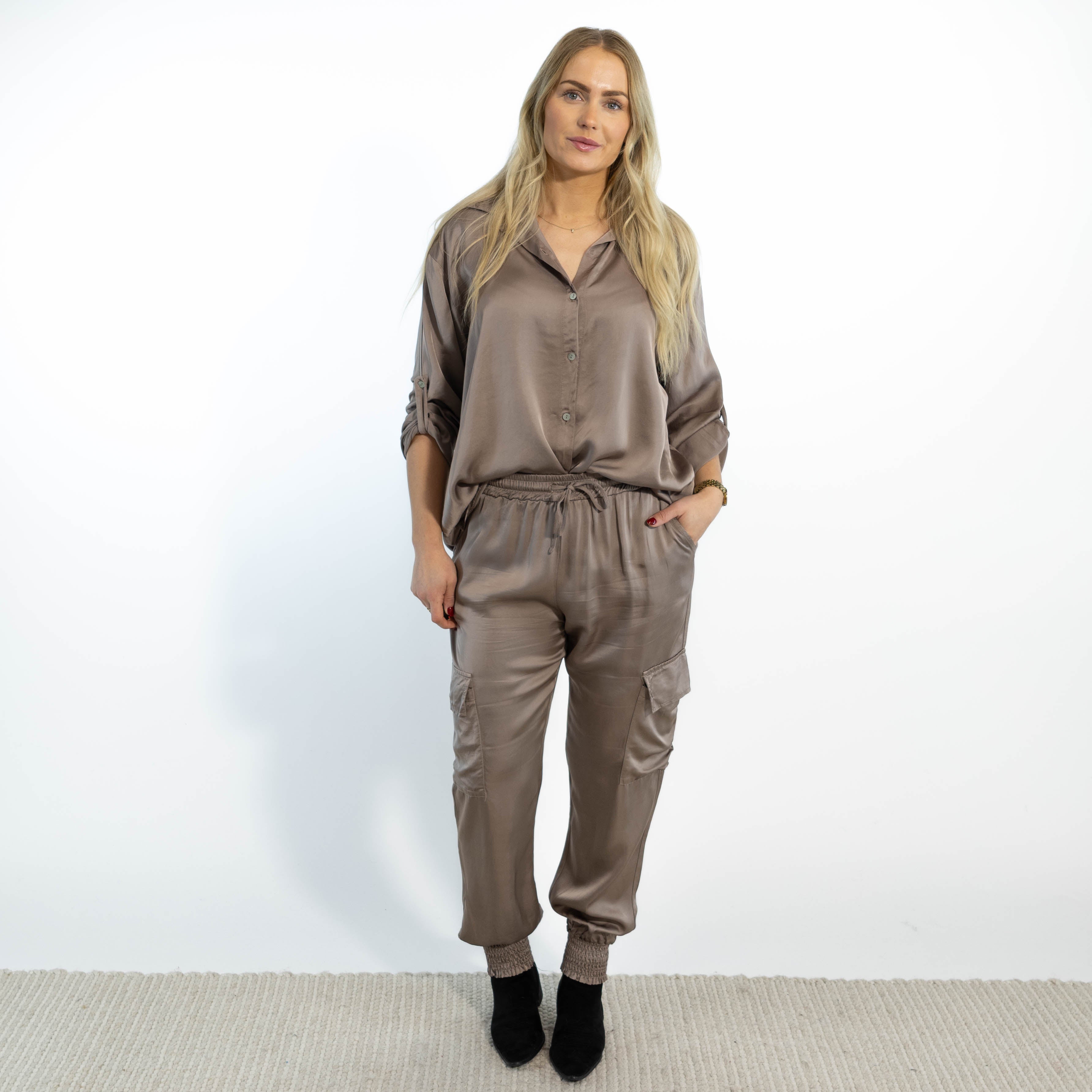 Megan combat bukser, Taupe