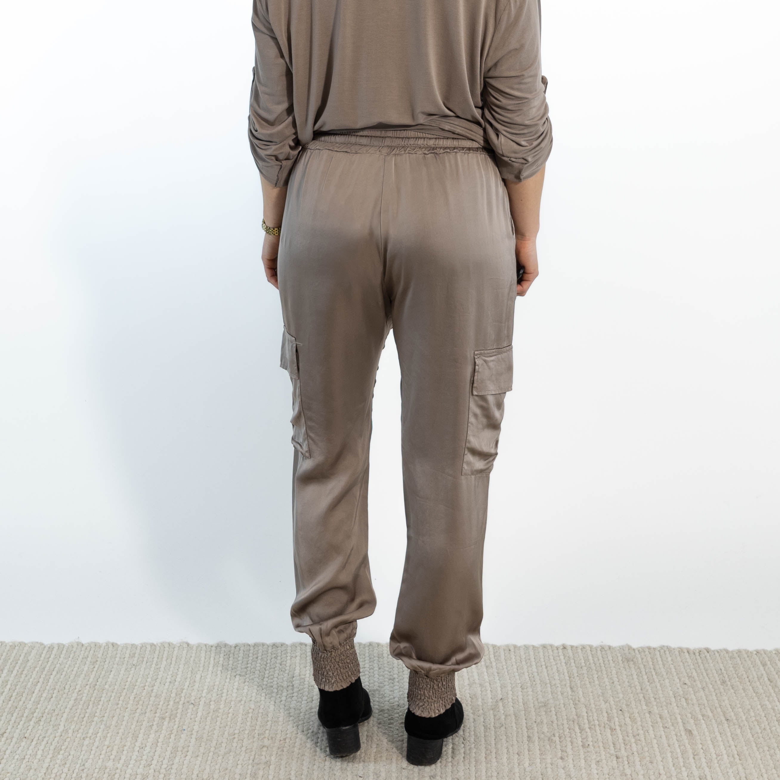 Megan combat bukser, Taupe