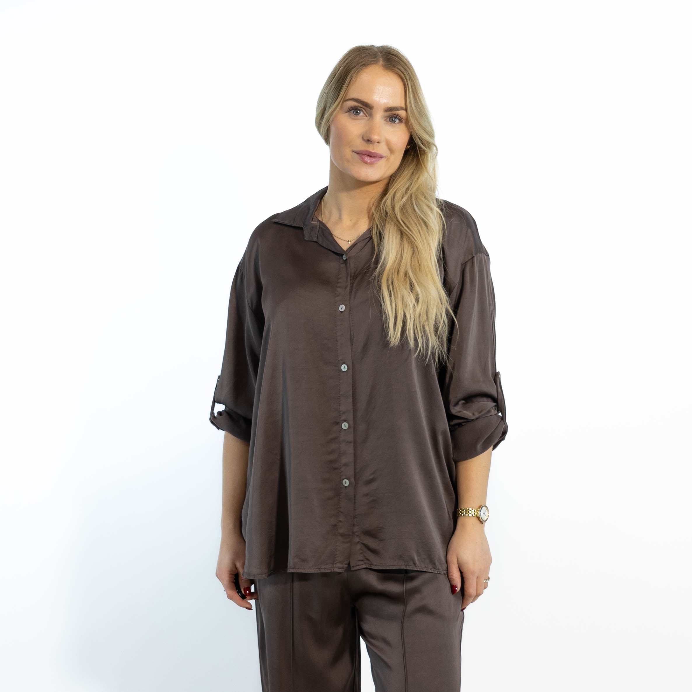 Mabel satin bluse, Choko