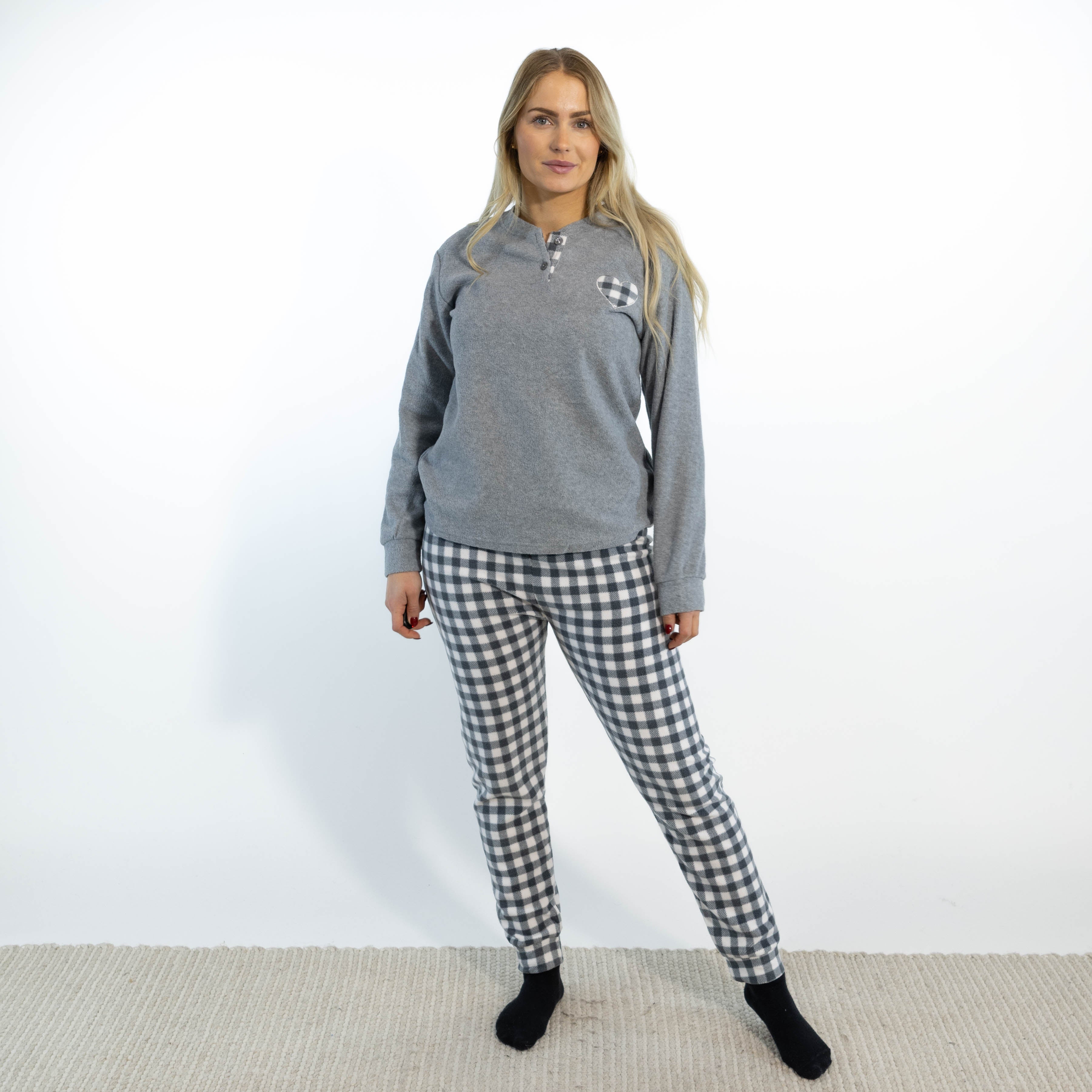 Minna hyggesæt, Grå