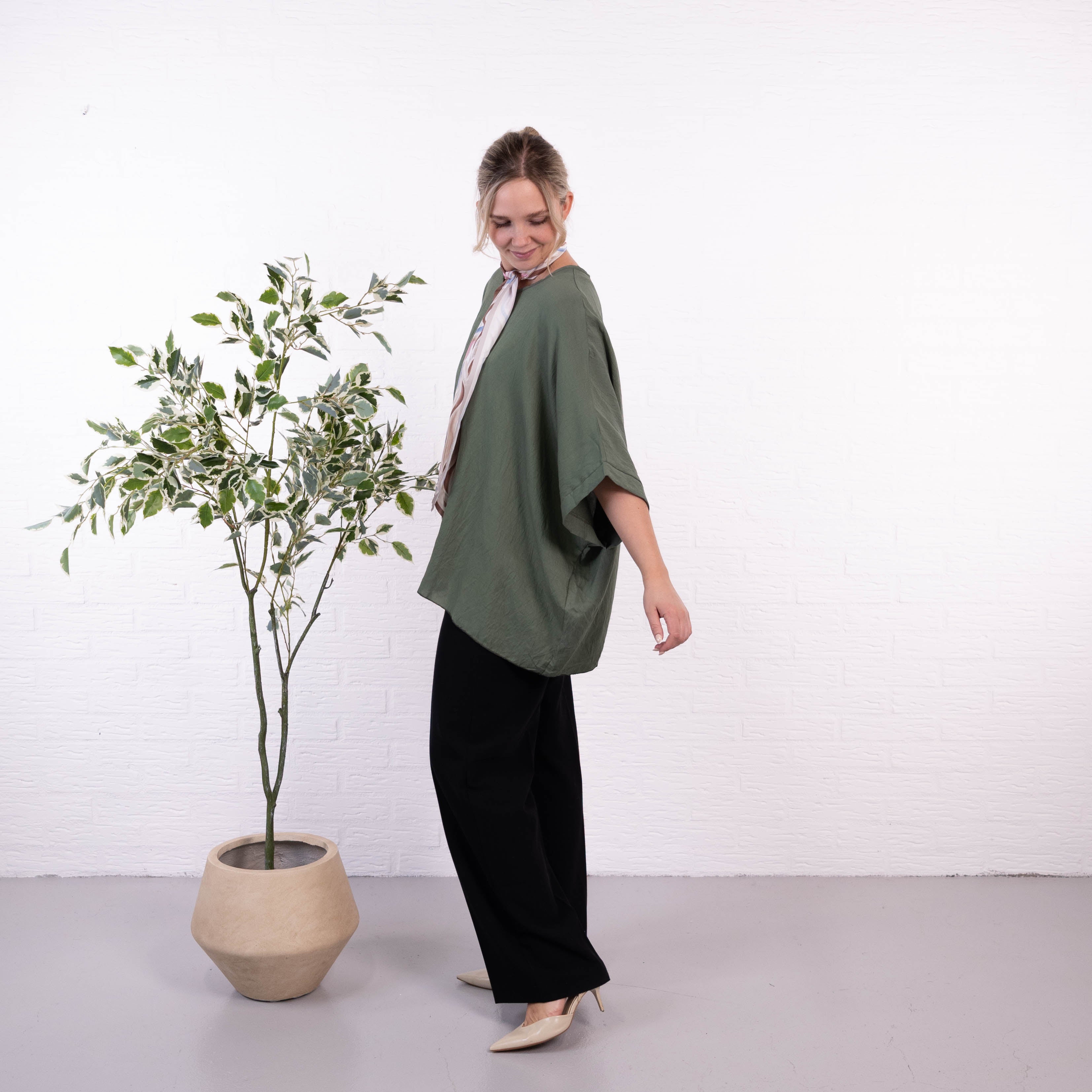 Charly poncho, Khaki
