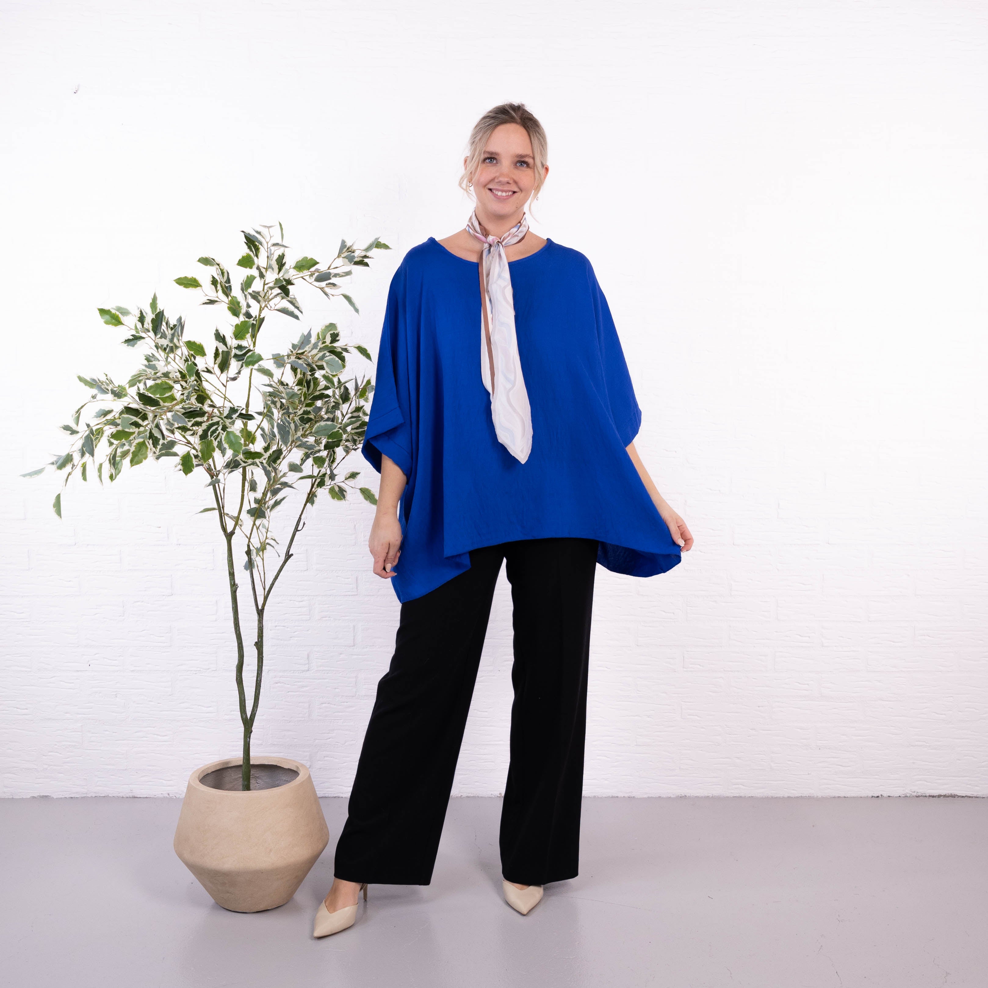 Charly poncho, Royal blue