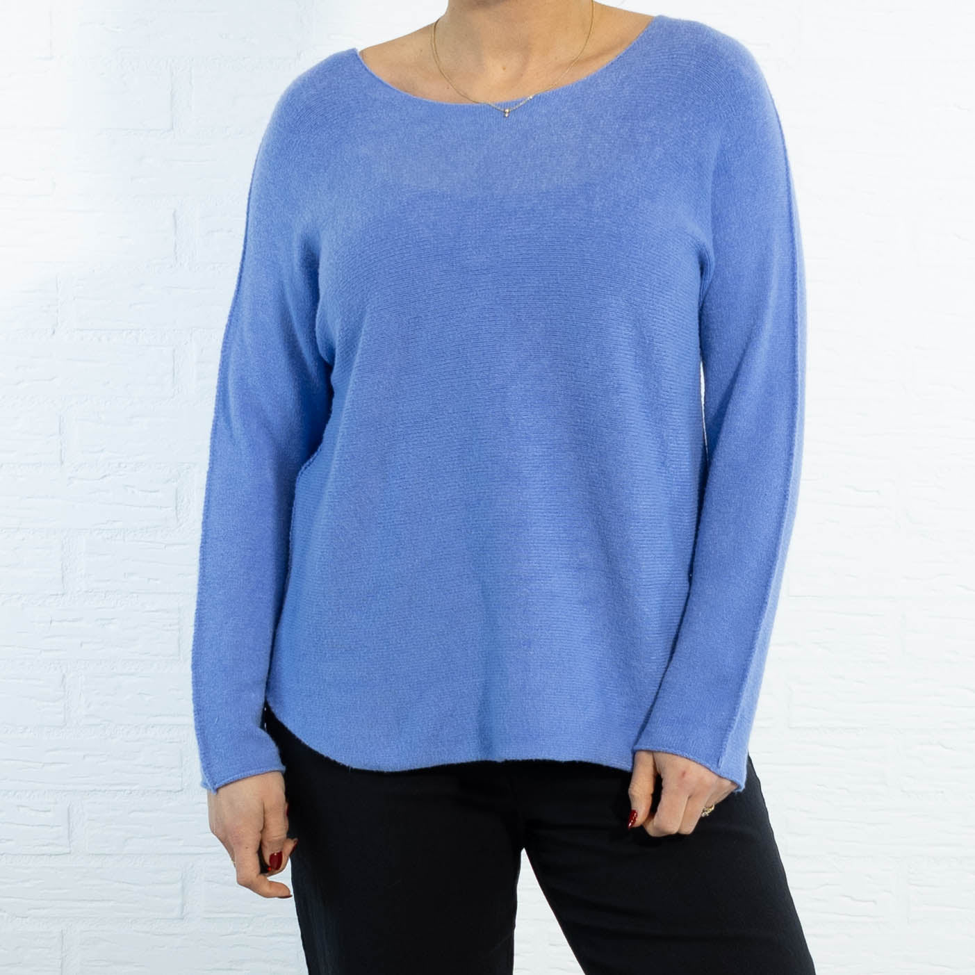 Klara rundhals strik, Lyseblå