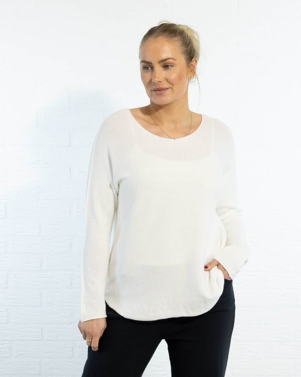 Klara rundhals strik, Hvid