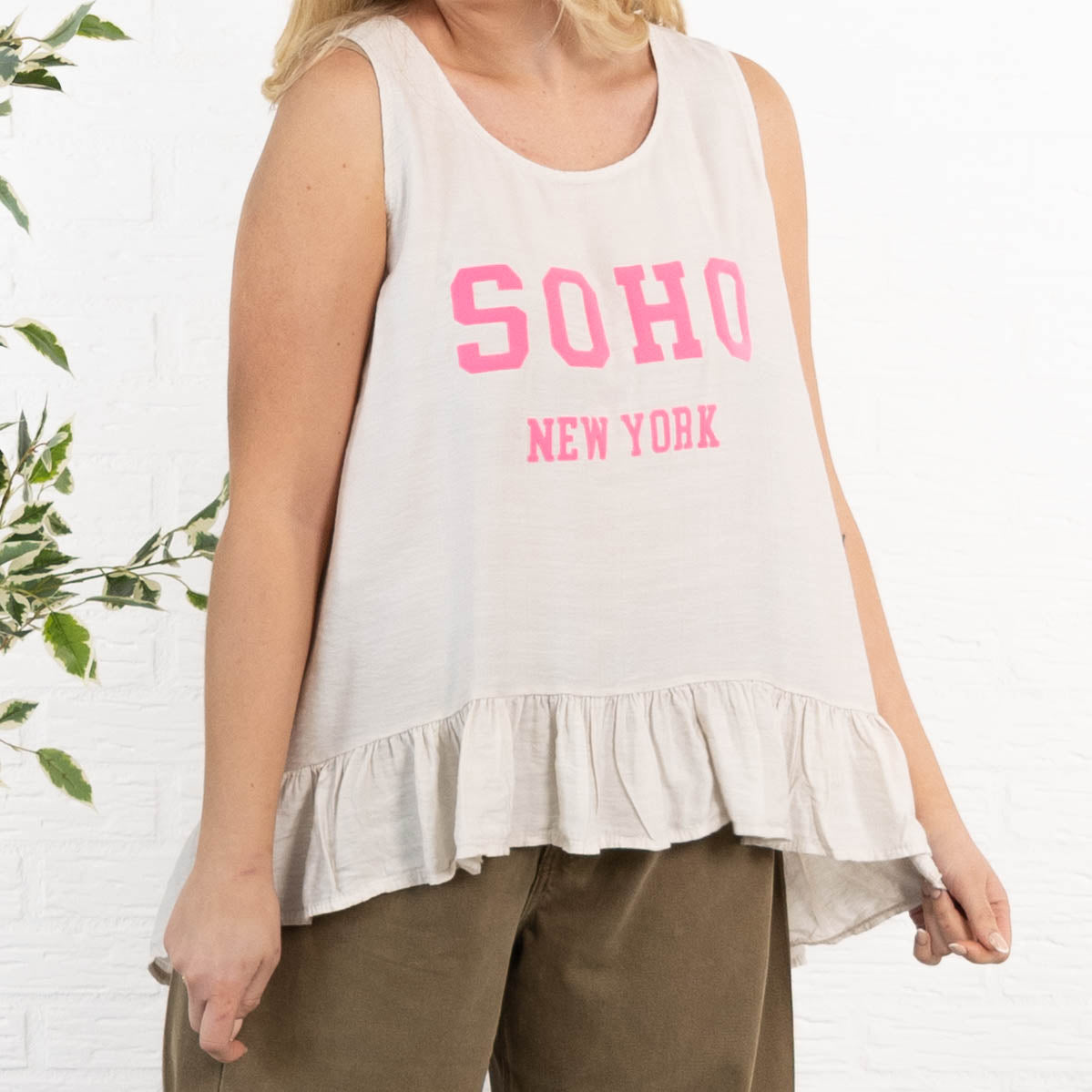 Josephine overdel, Beige