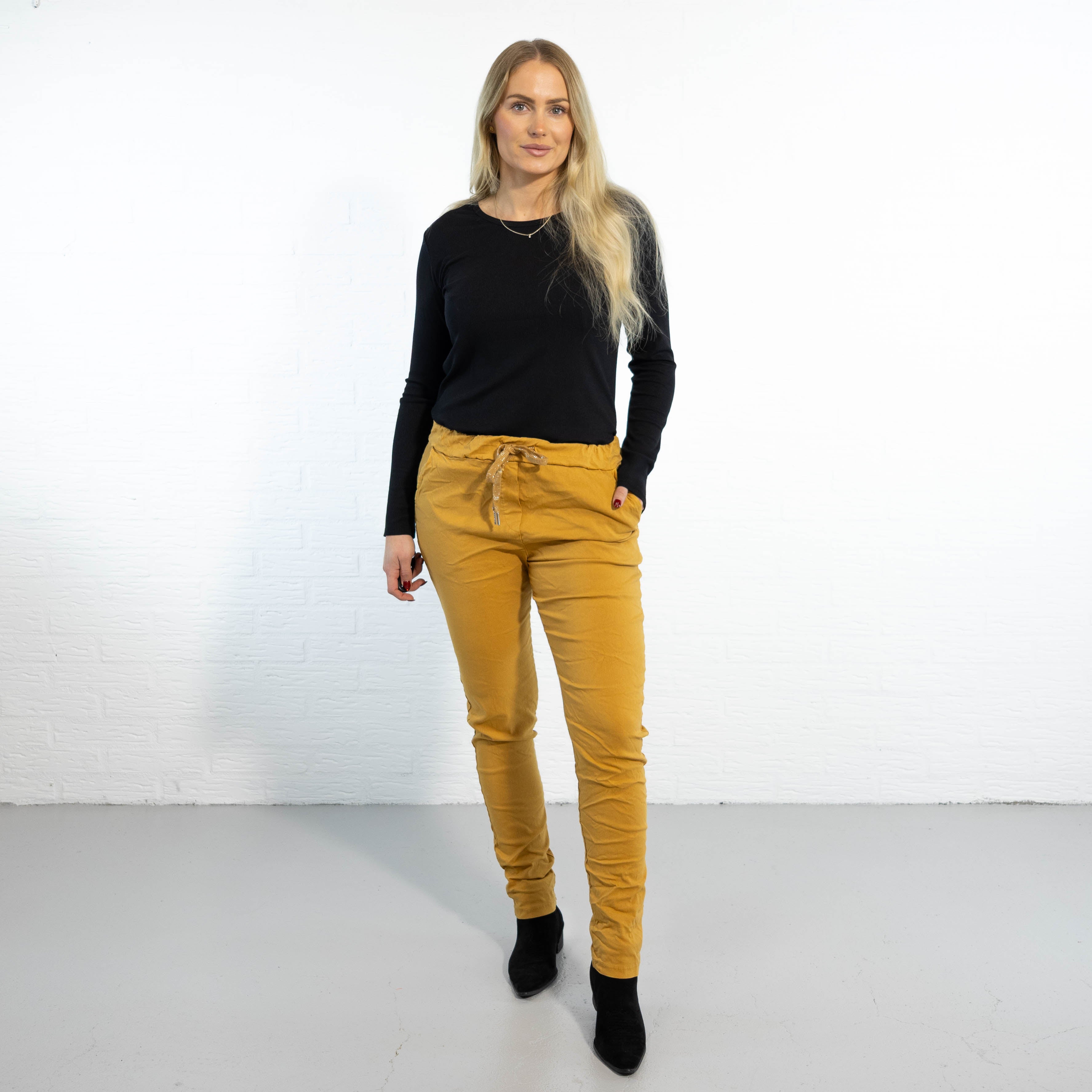 Krista bengaline bukser, Sennep