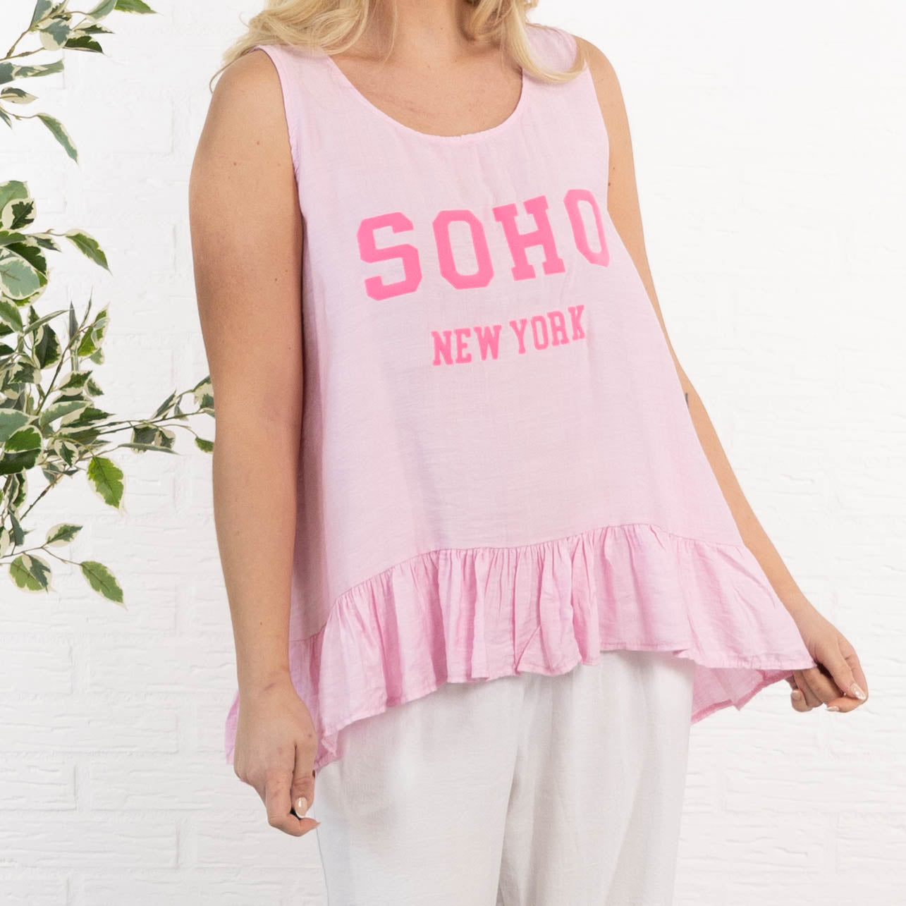 Josephine overdel, Lyserød