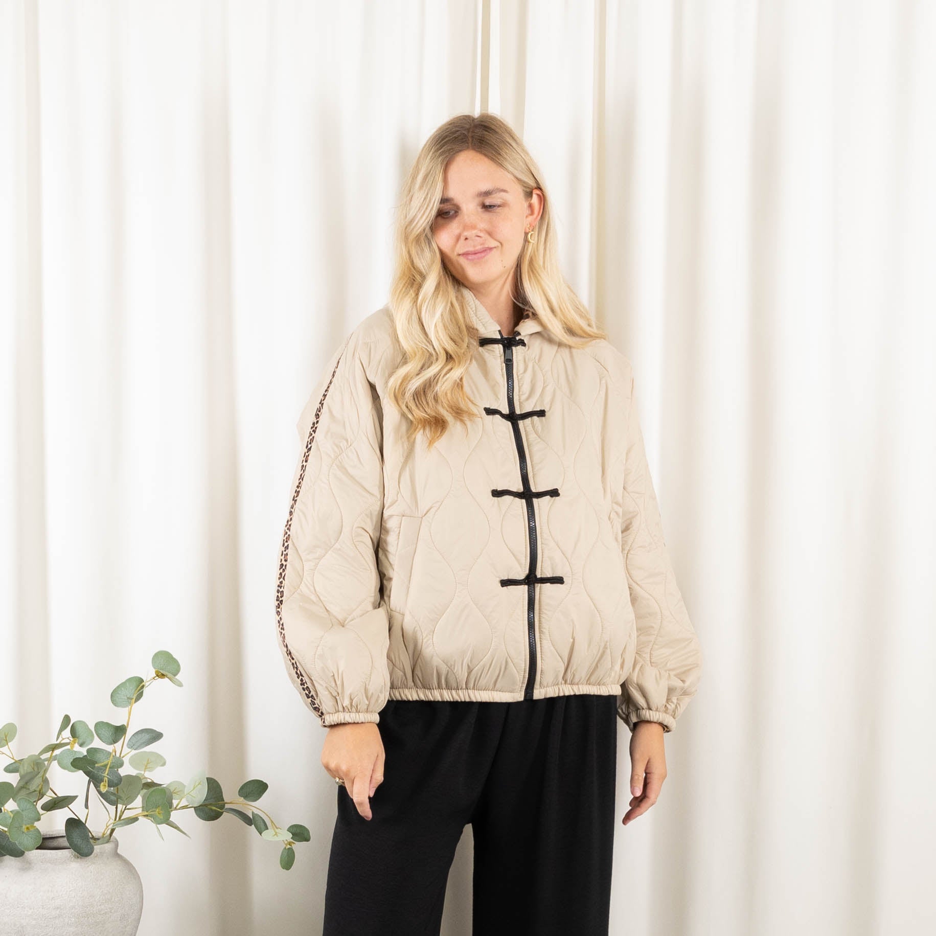 Pauline jakke, Beige