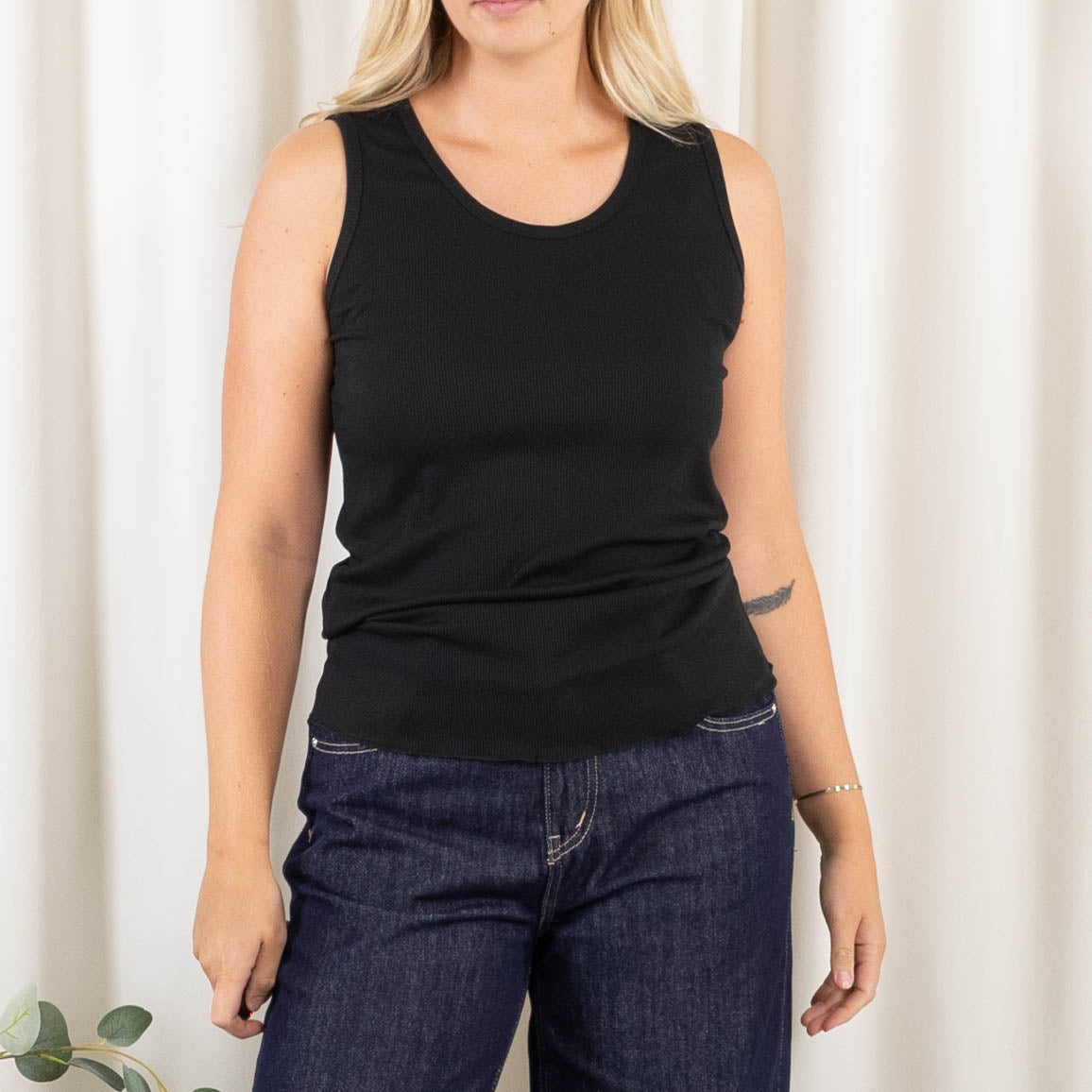 Nina top, Sort