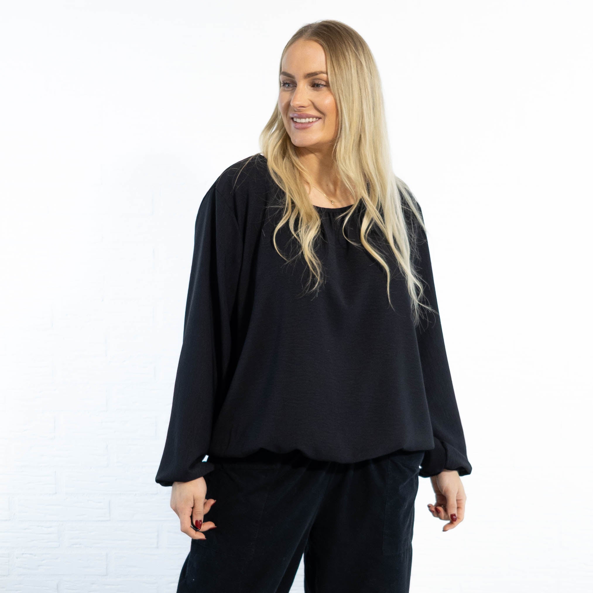 Mattie overdel, Sort