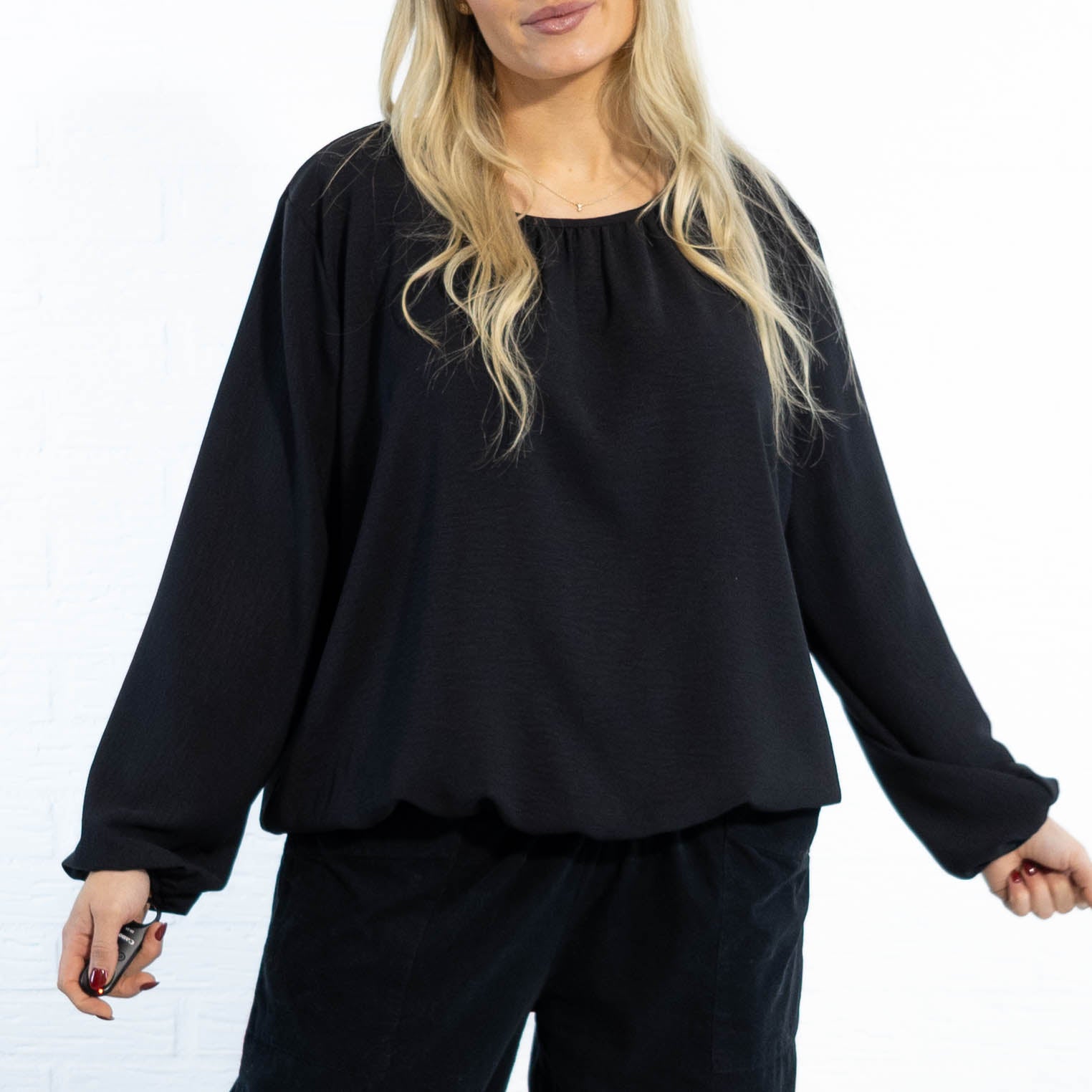 Mattie overdel, Sort