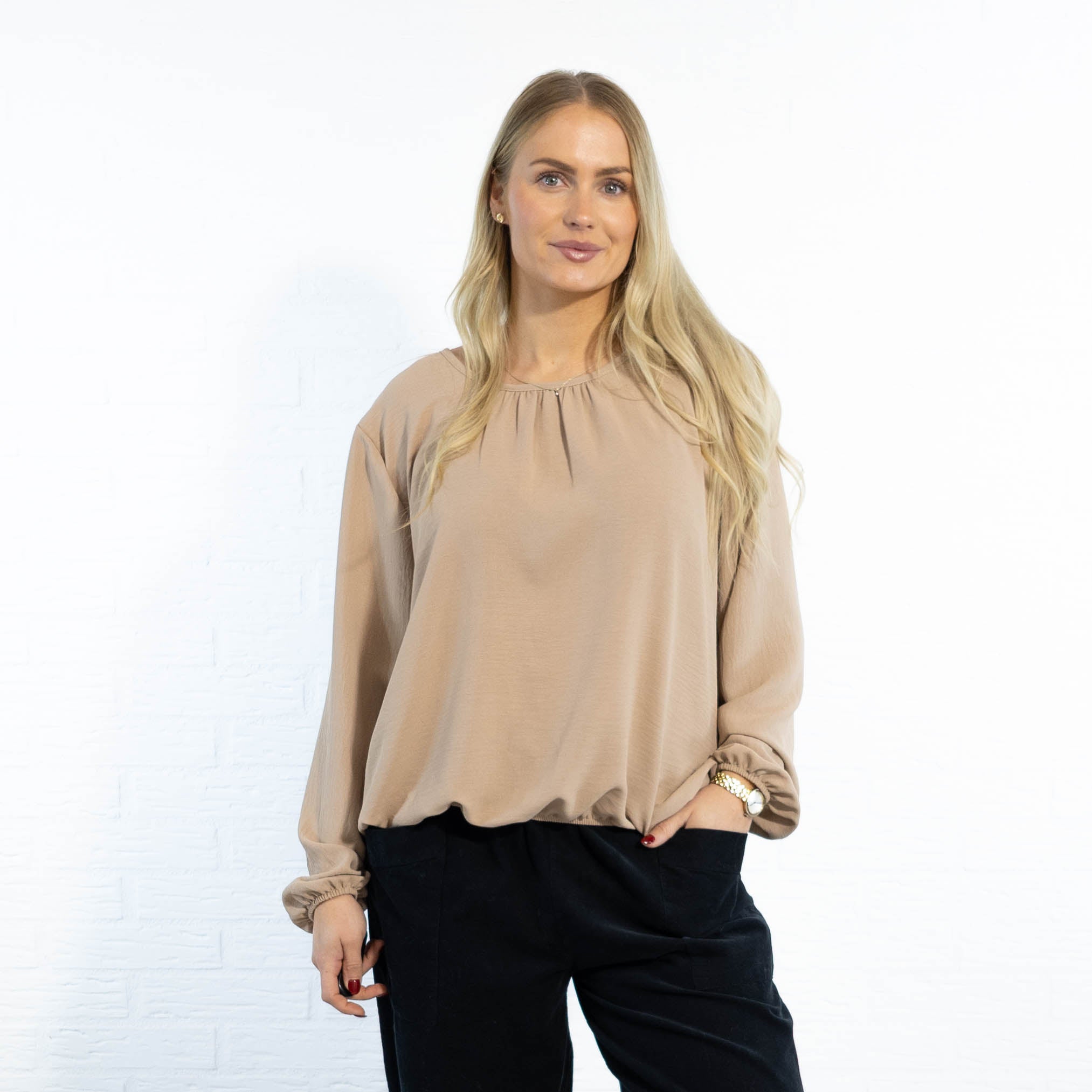 Mattie overdel, Taupe