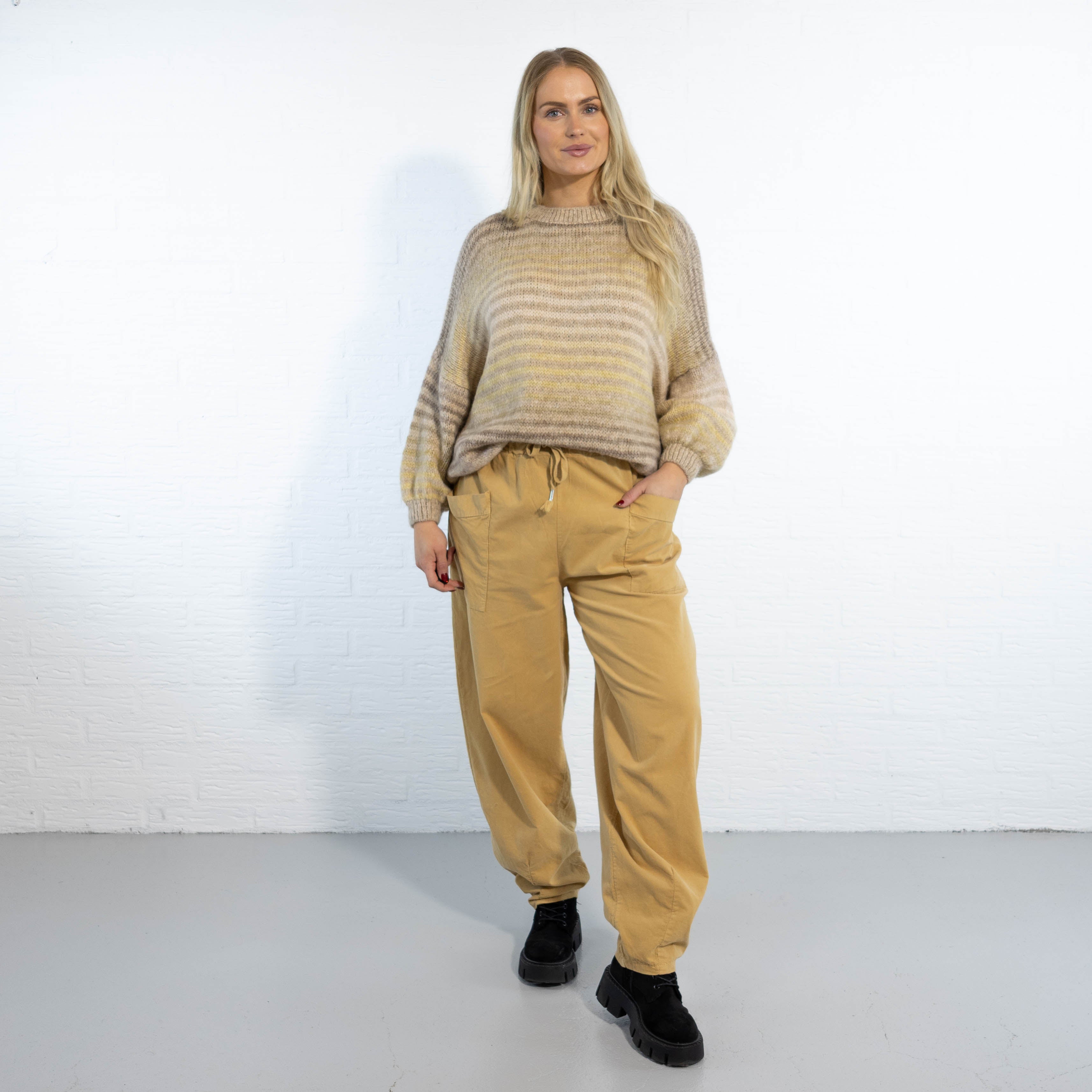 Brenda baggy bukser, Sand