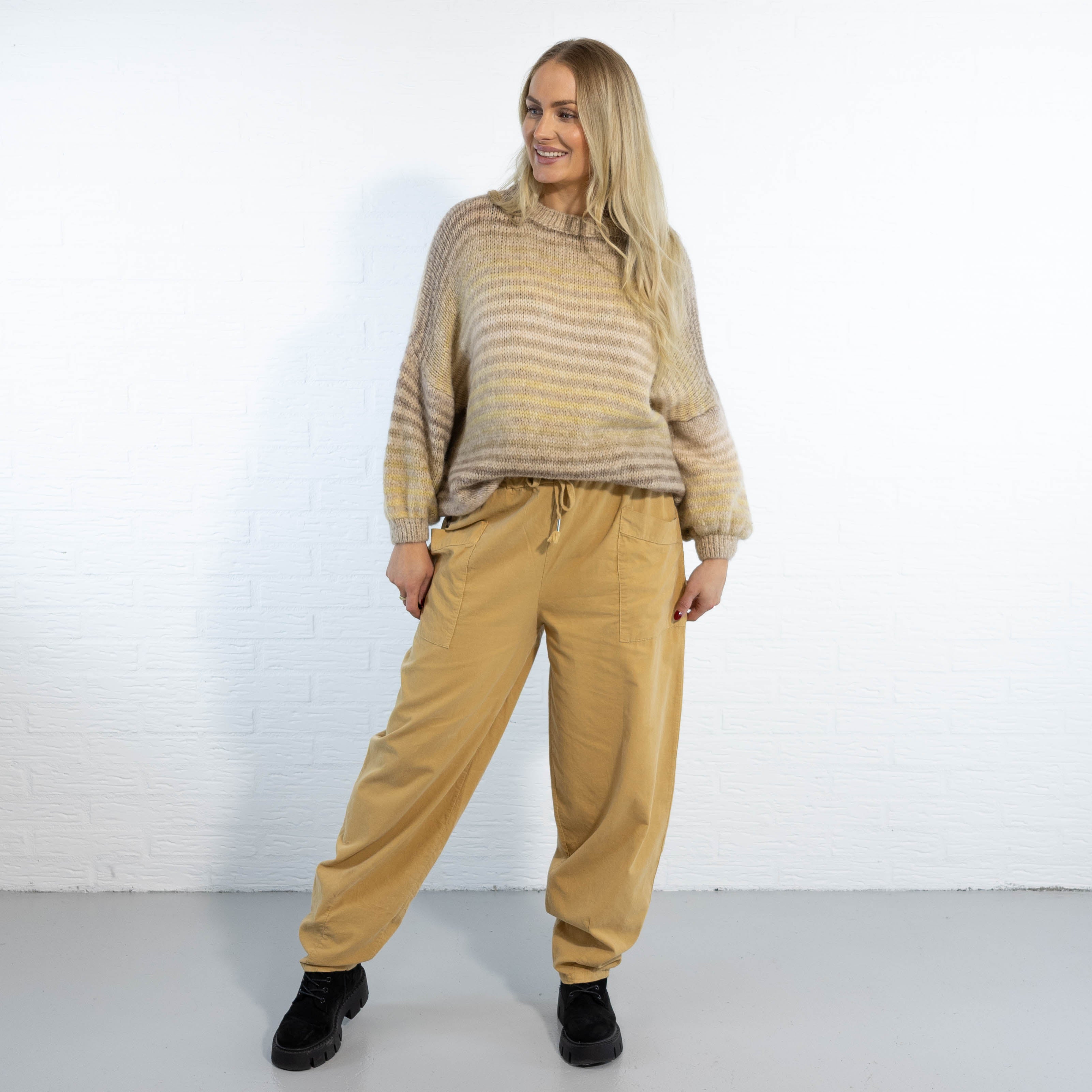 Brenda baggy bukser, Sand