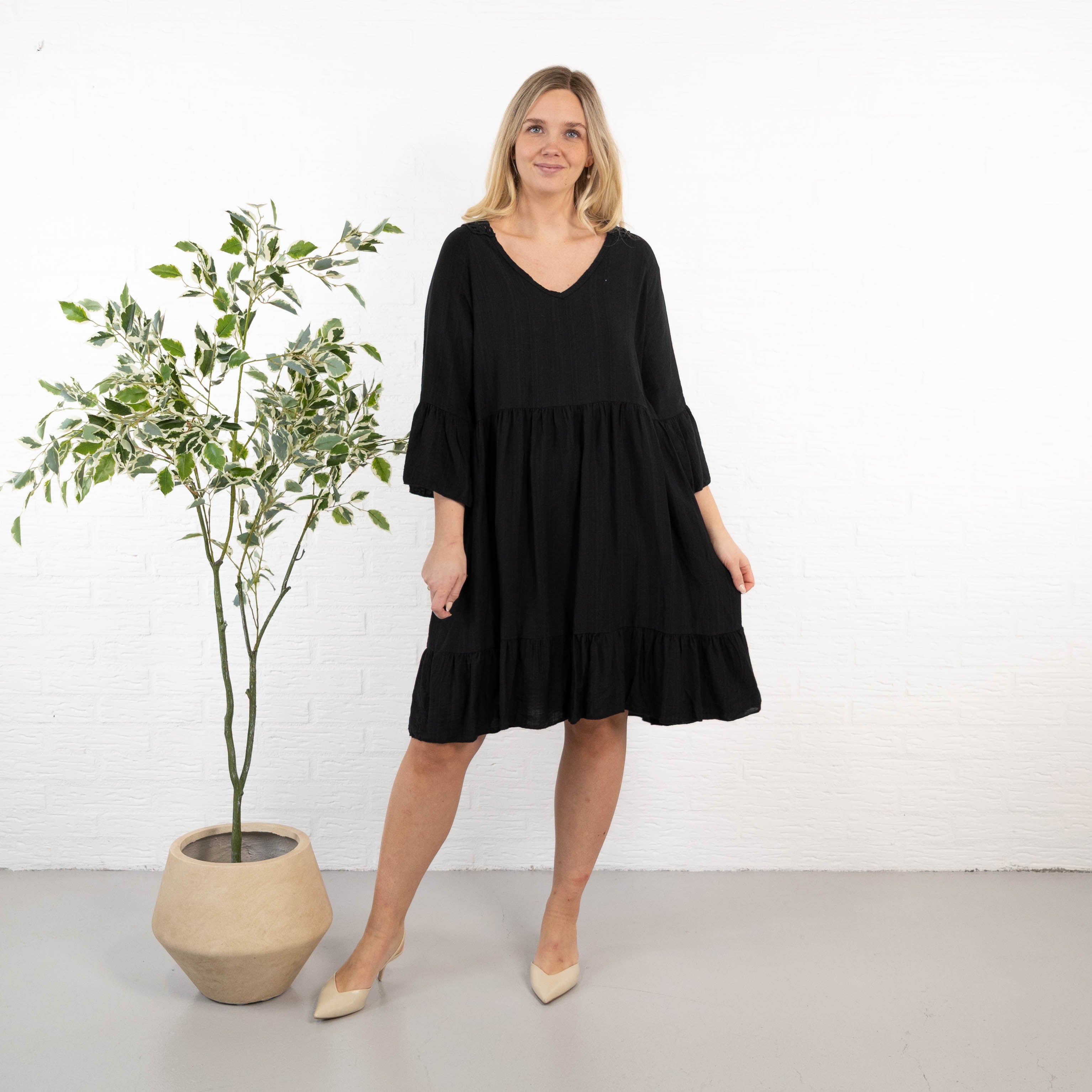 Elsebeth kjole, Sort