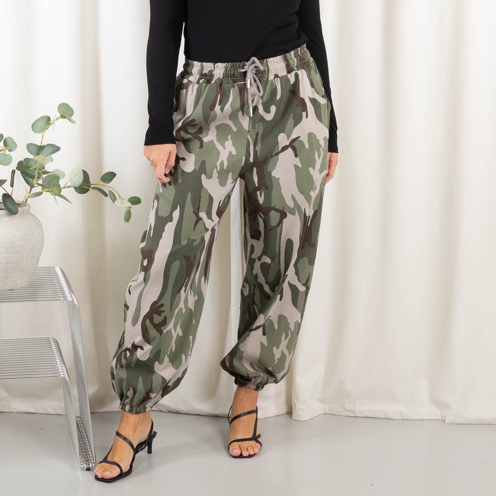 Flame bukser, Khaki