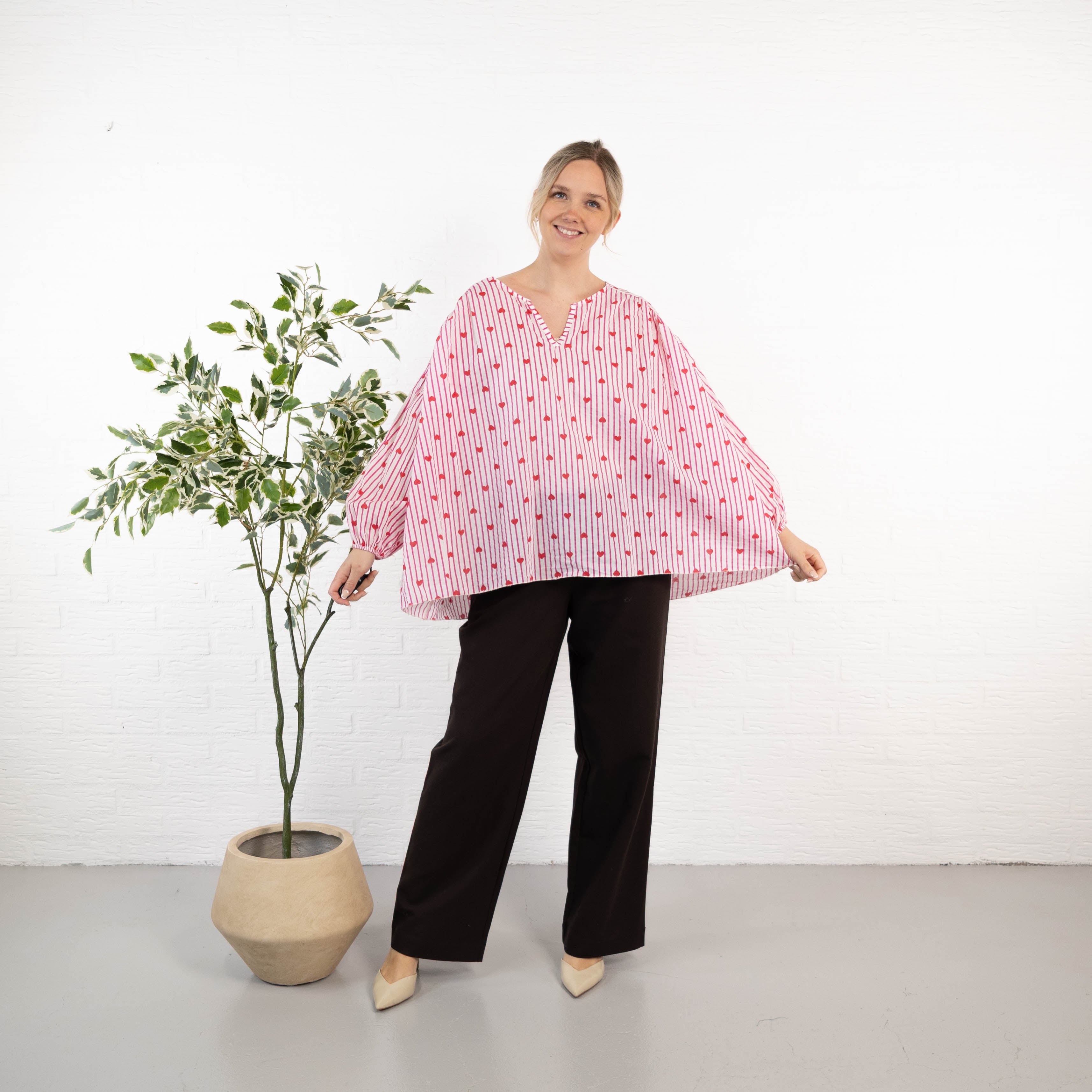 Maria overdel, Pink