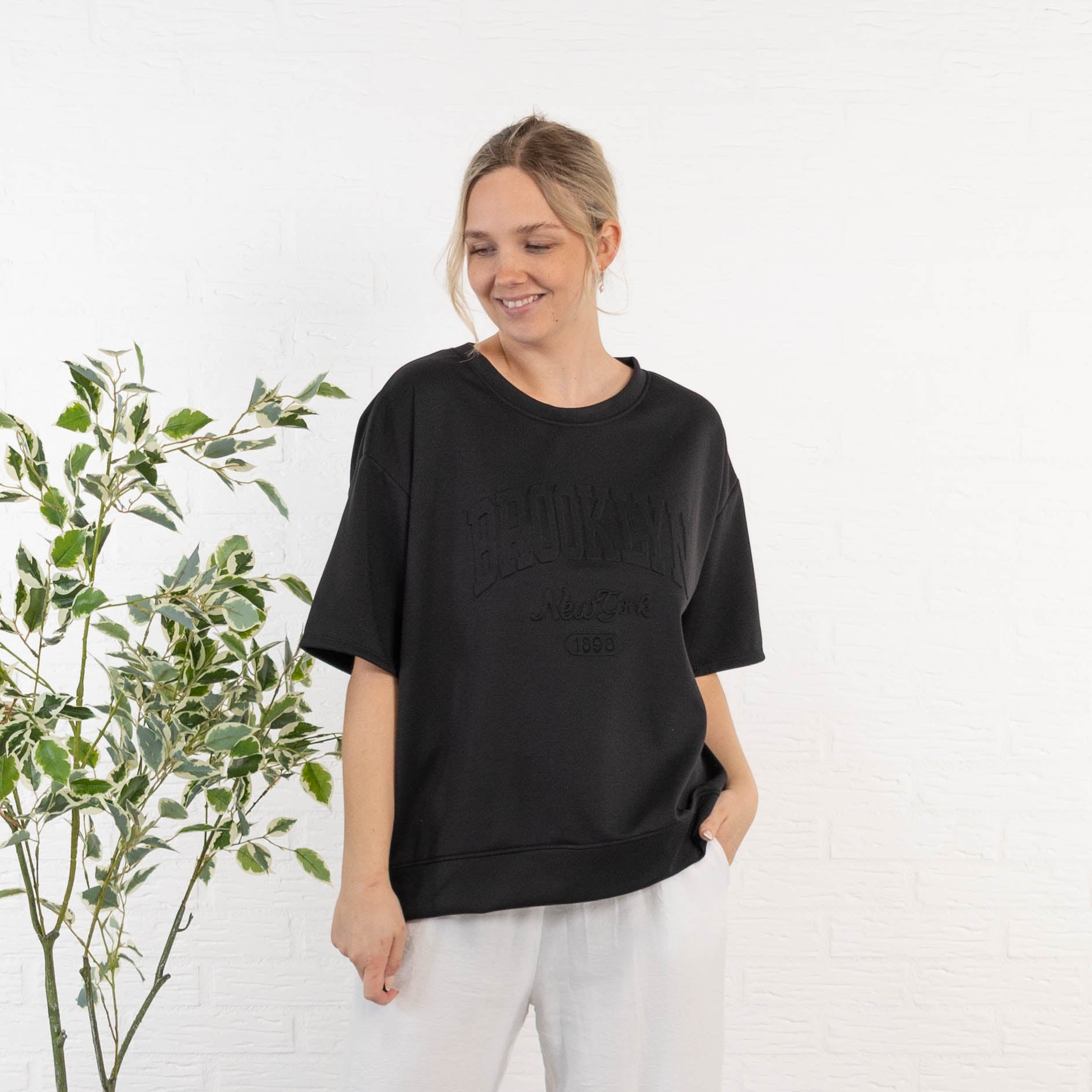 Kisa sweatshirt, Sort