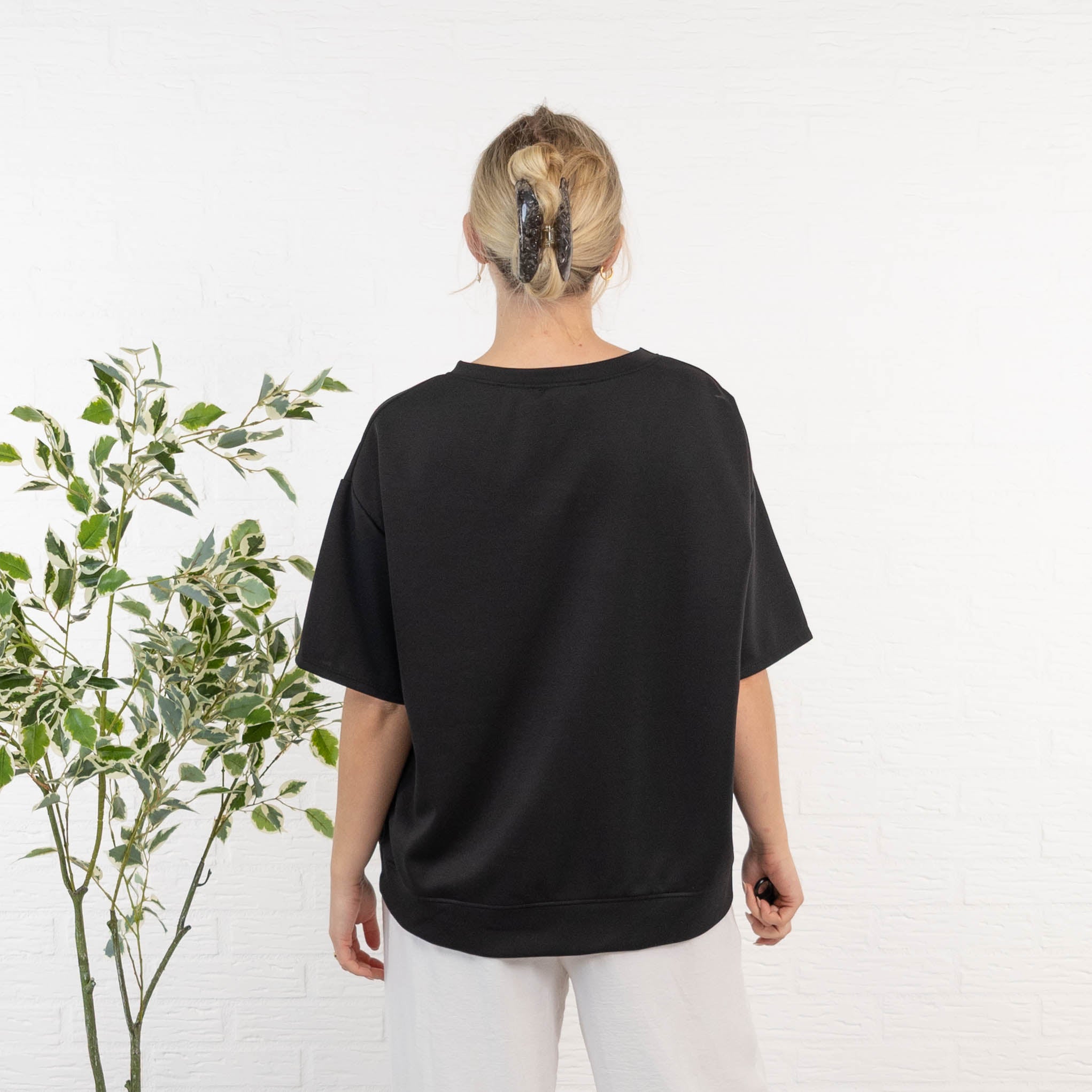 Kisa sweatshirt, Sort