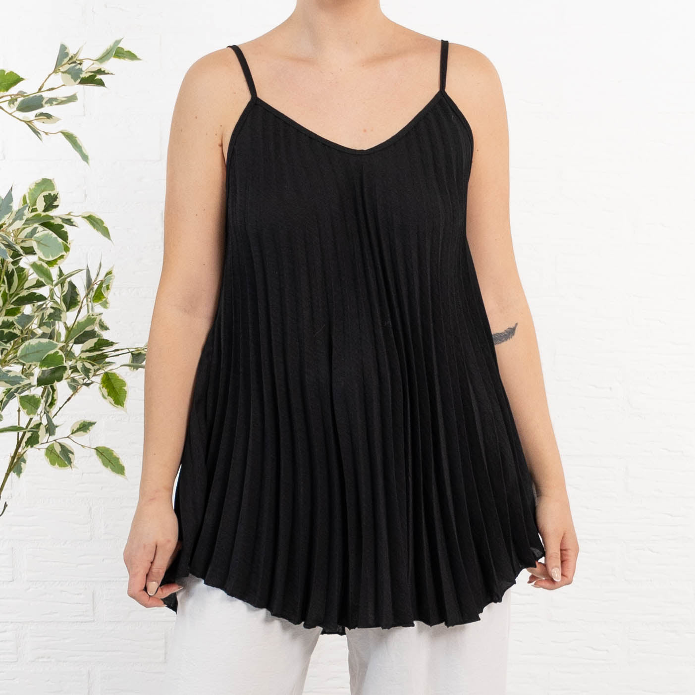 Jemima strop-top, Sort