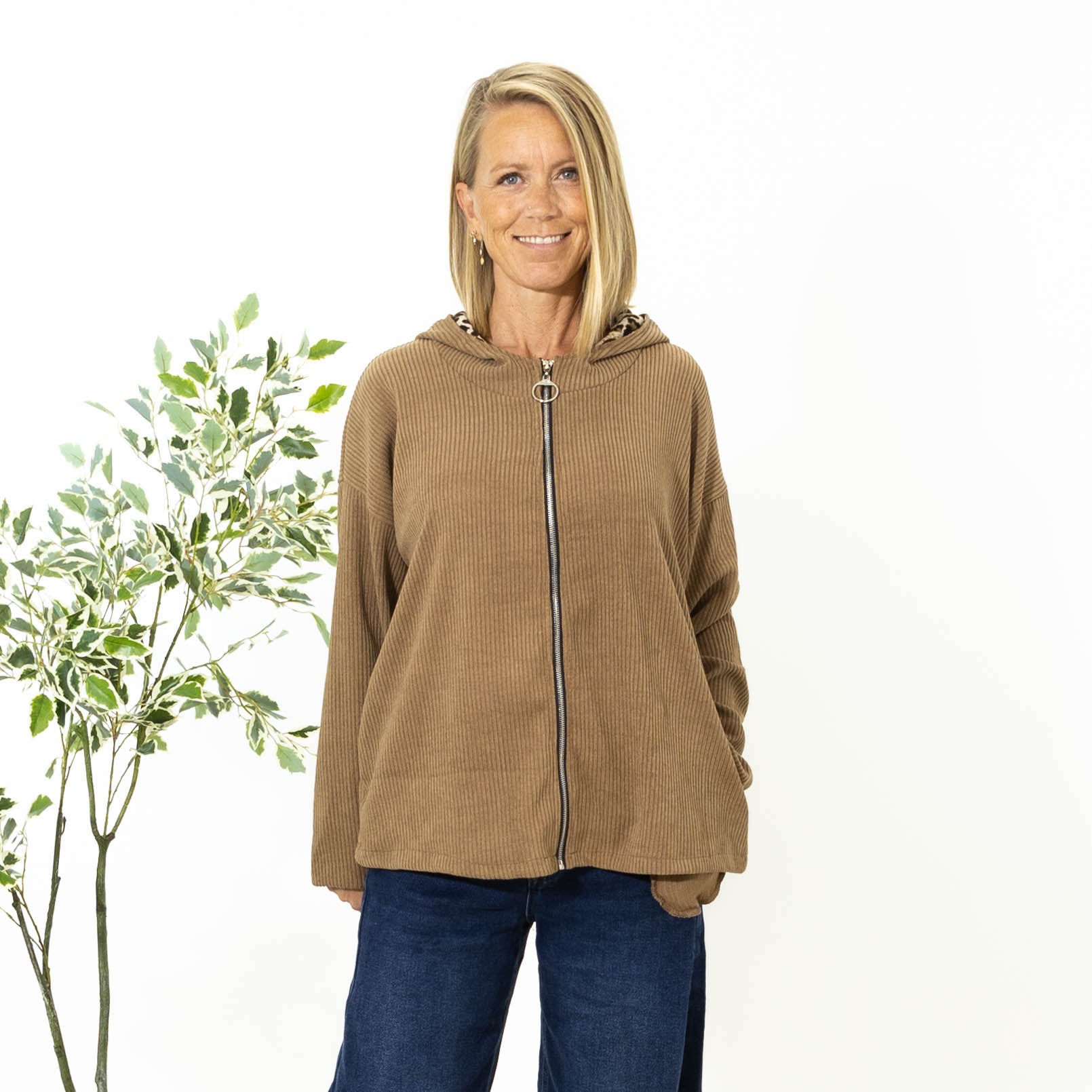 Alaska cardigan hoodie, Camel