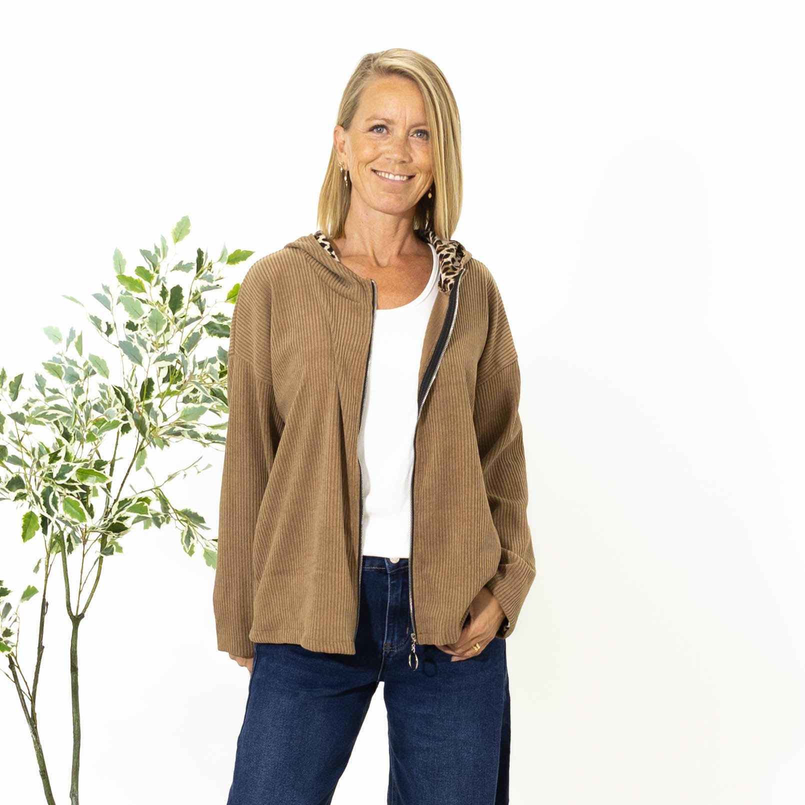 Alaska cardigan hoodie, Camel