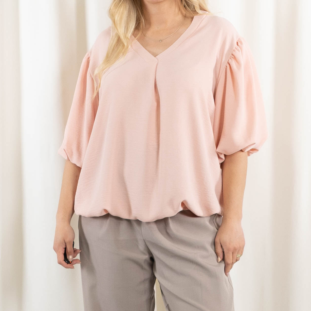 Samantha overdel, Rosa