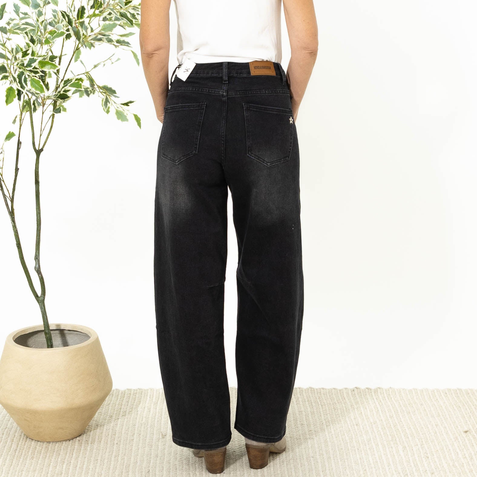 Evy karostar wide leg Jeans, Mørkegrå