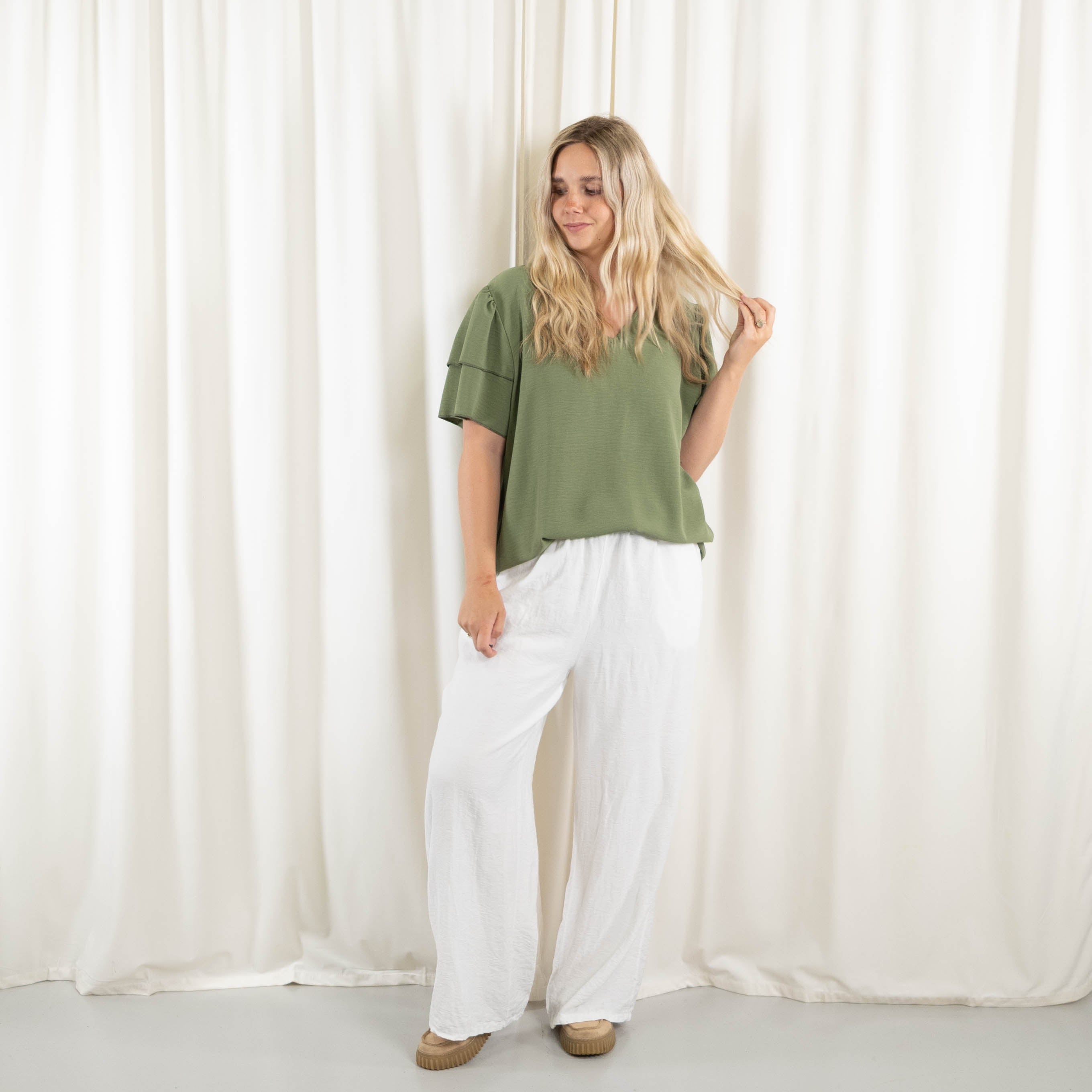 Sage overdel, Khaki