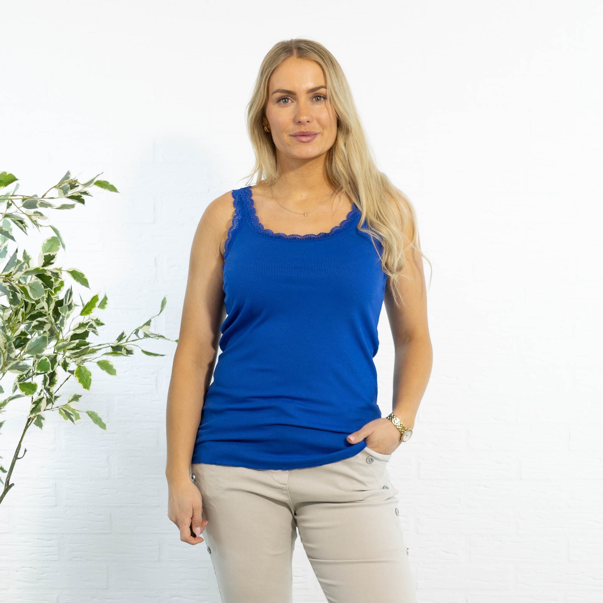 Sandy top, Royal blue