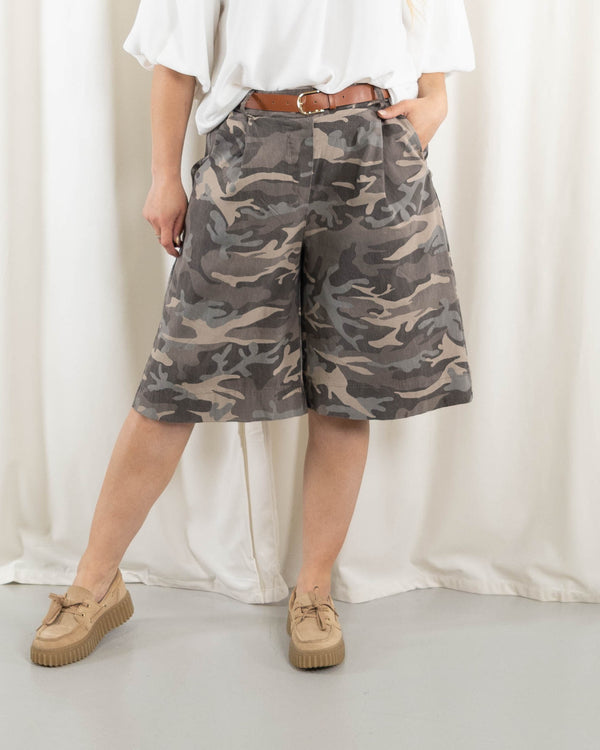 Drama shorts, Taupe