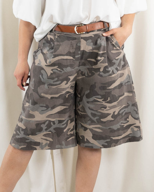 Drama shorts, Taupe