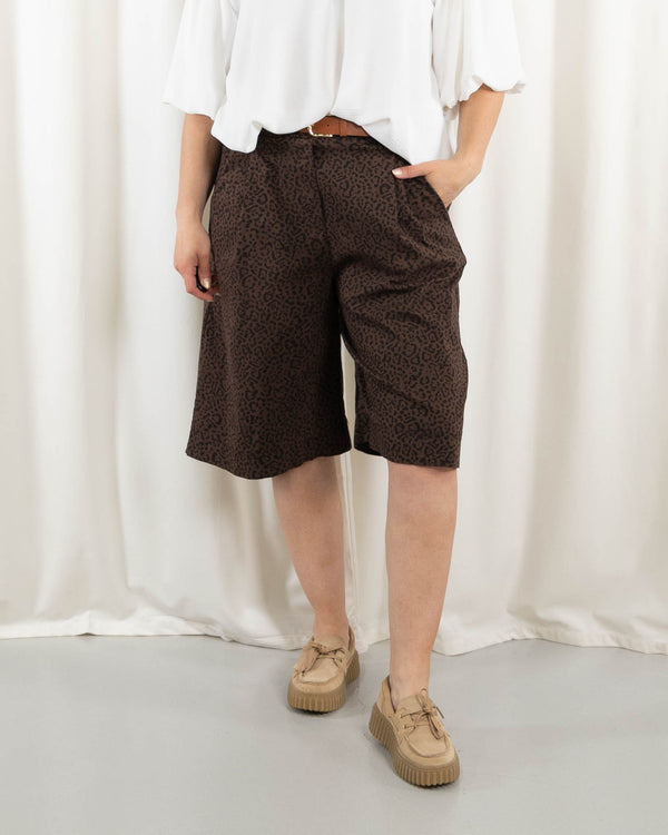 Leopold shorts, Choko