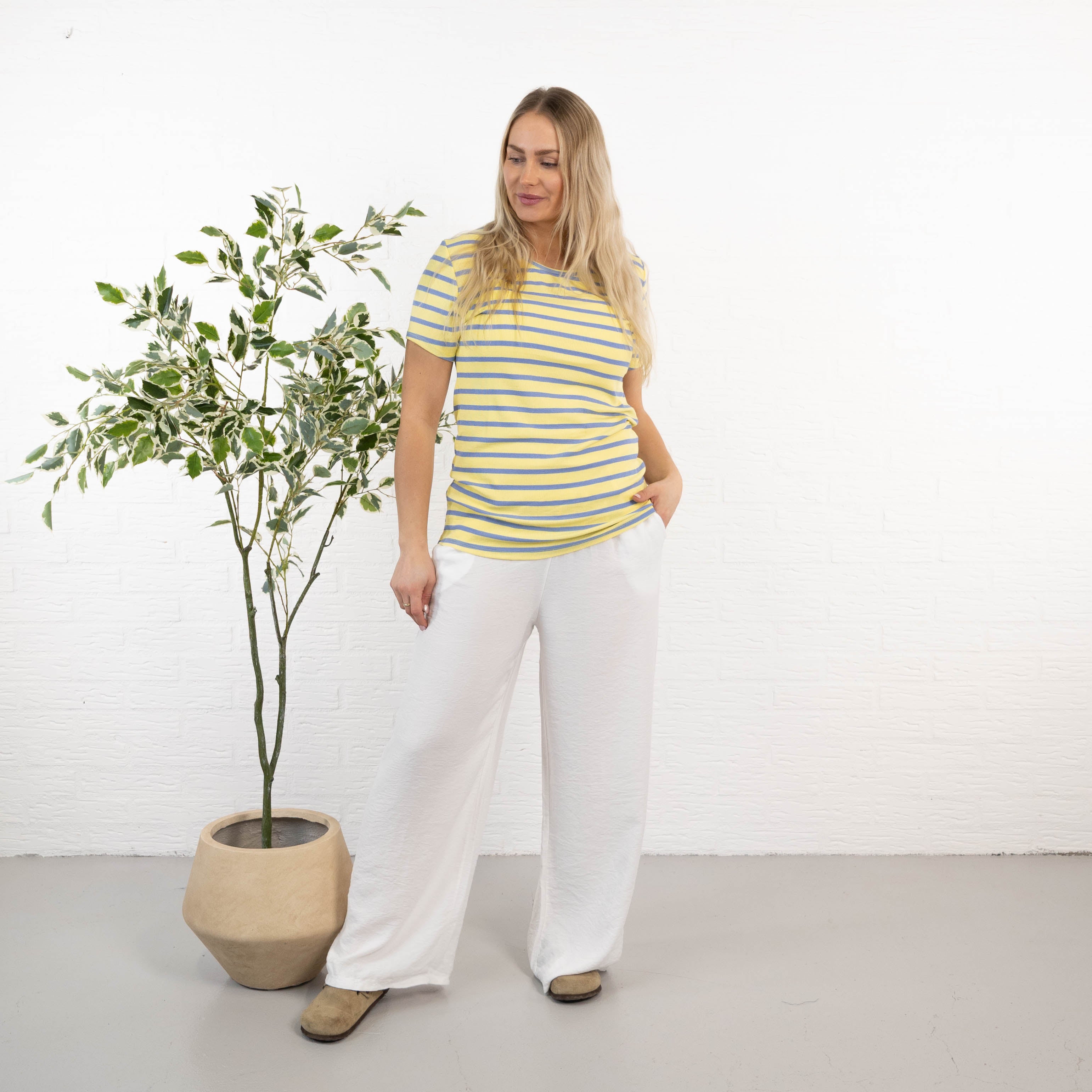 Alina t-shirt, Gul