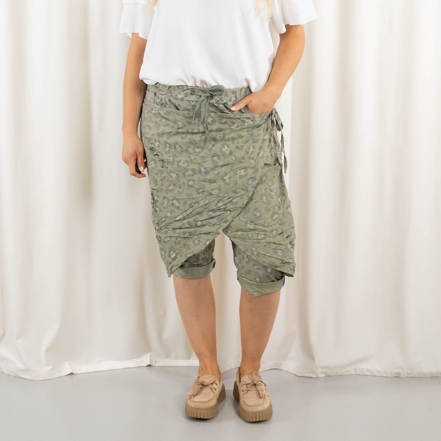 Carolyn shorts, Khaki