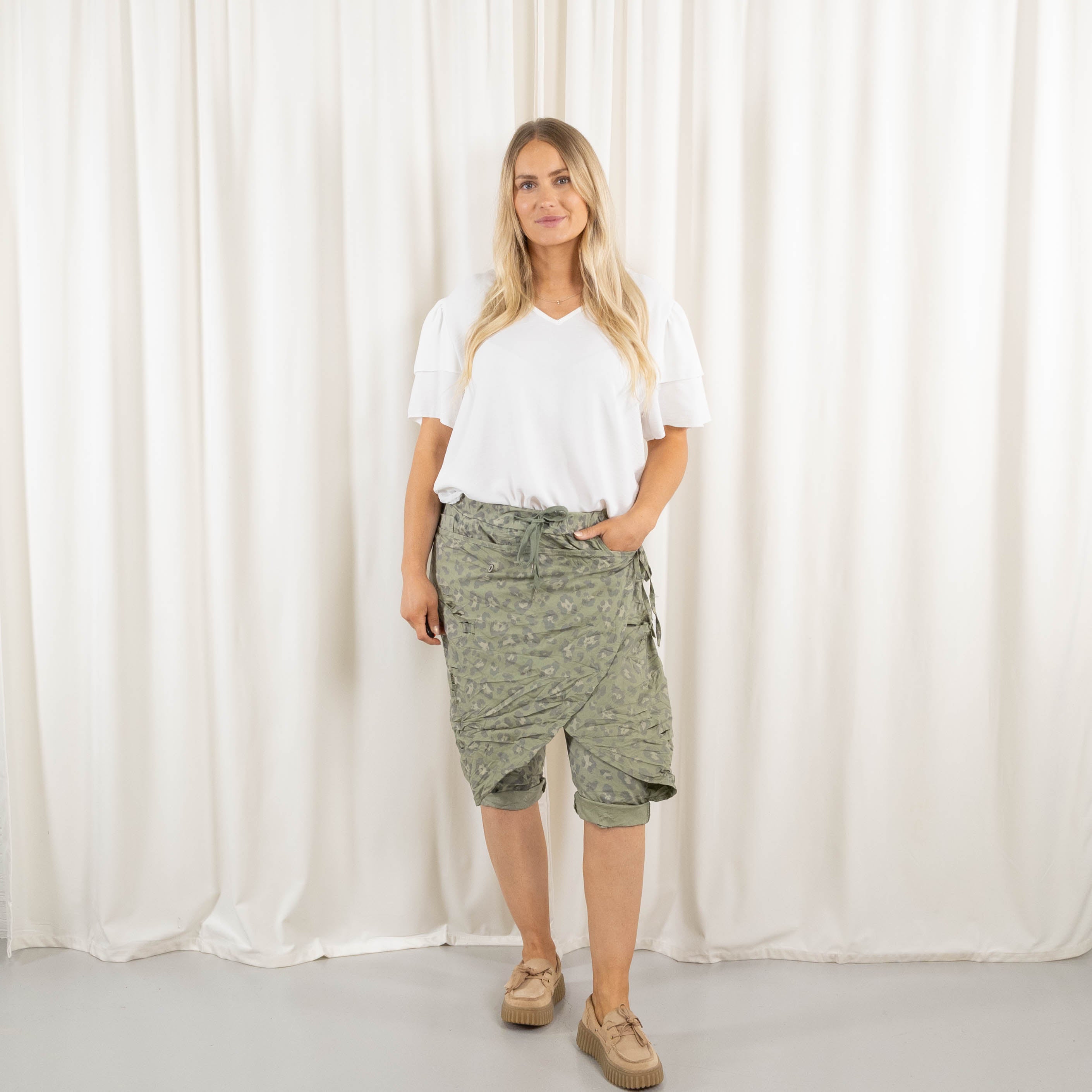 Carolyn shorts, Khaki