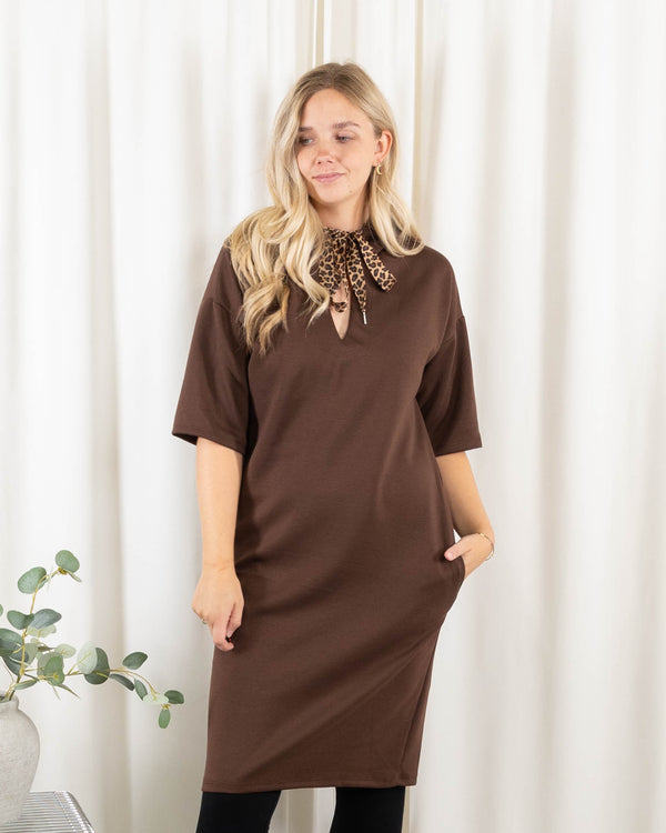 Tyra sweatkjole, Choko